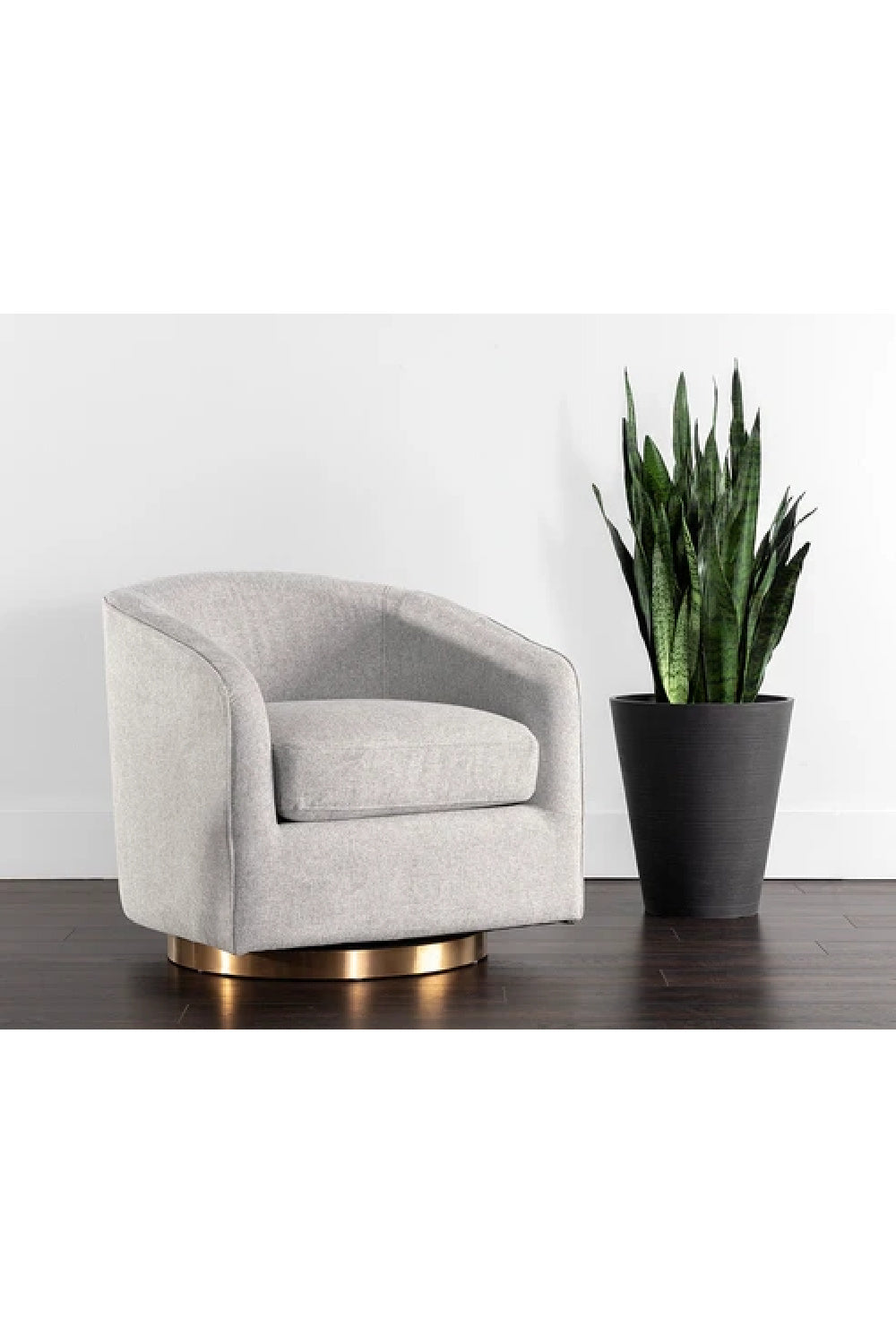 Modern European furniture - Curved Swivel Lounge Chair - www.oroa.com | Oroa.com