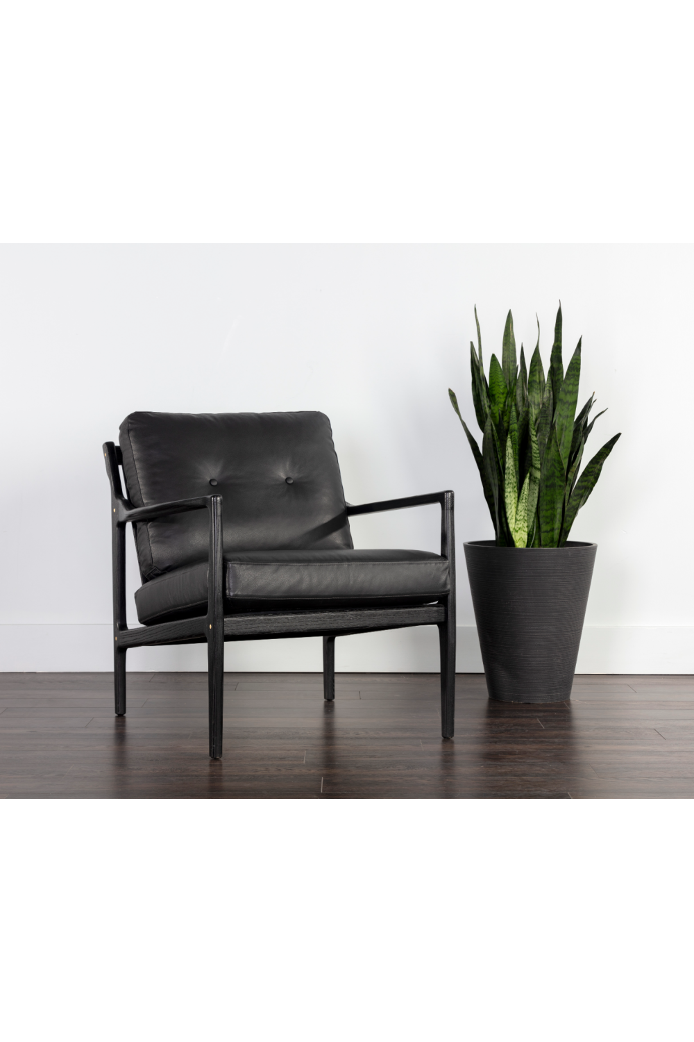 Modern European furniture - Button-Tufted Leather Lounge Chair - www.oroa.com