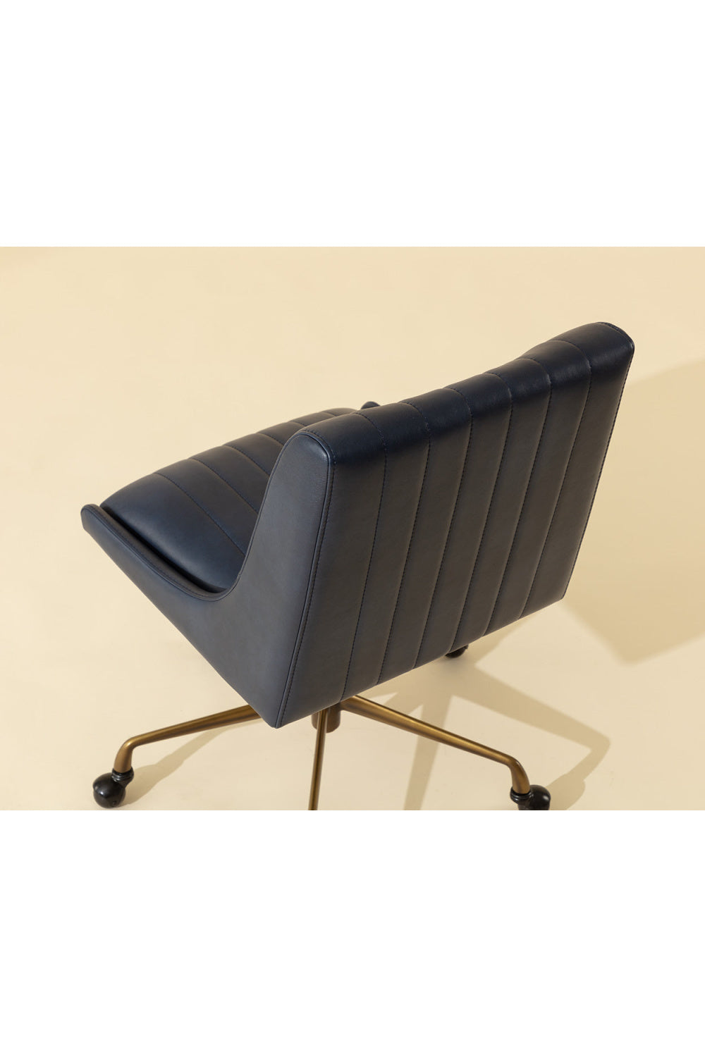 Modern European furniture - Vertical Stitched Office Chair - www.oroa.com | Oroa.com