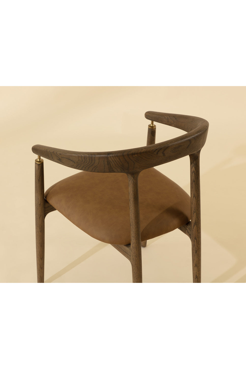 Minimalist Dining Armchair | Splendido Valmont | Oroa.com