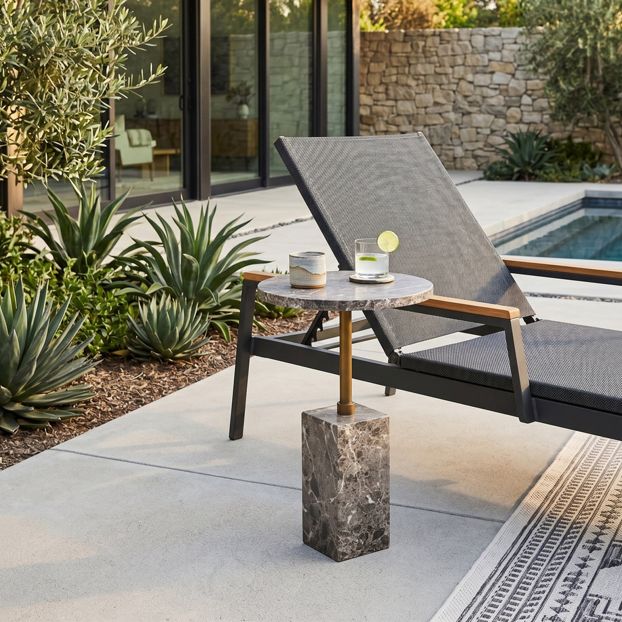 Marble-Look Indoor/Outdoor End Table | Oroa.com