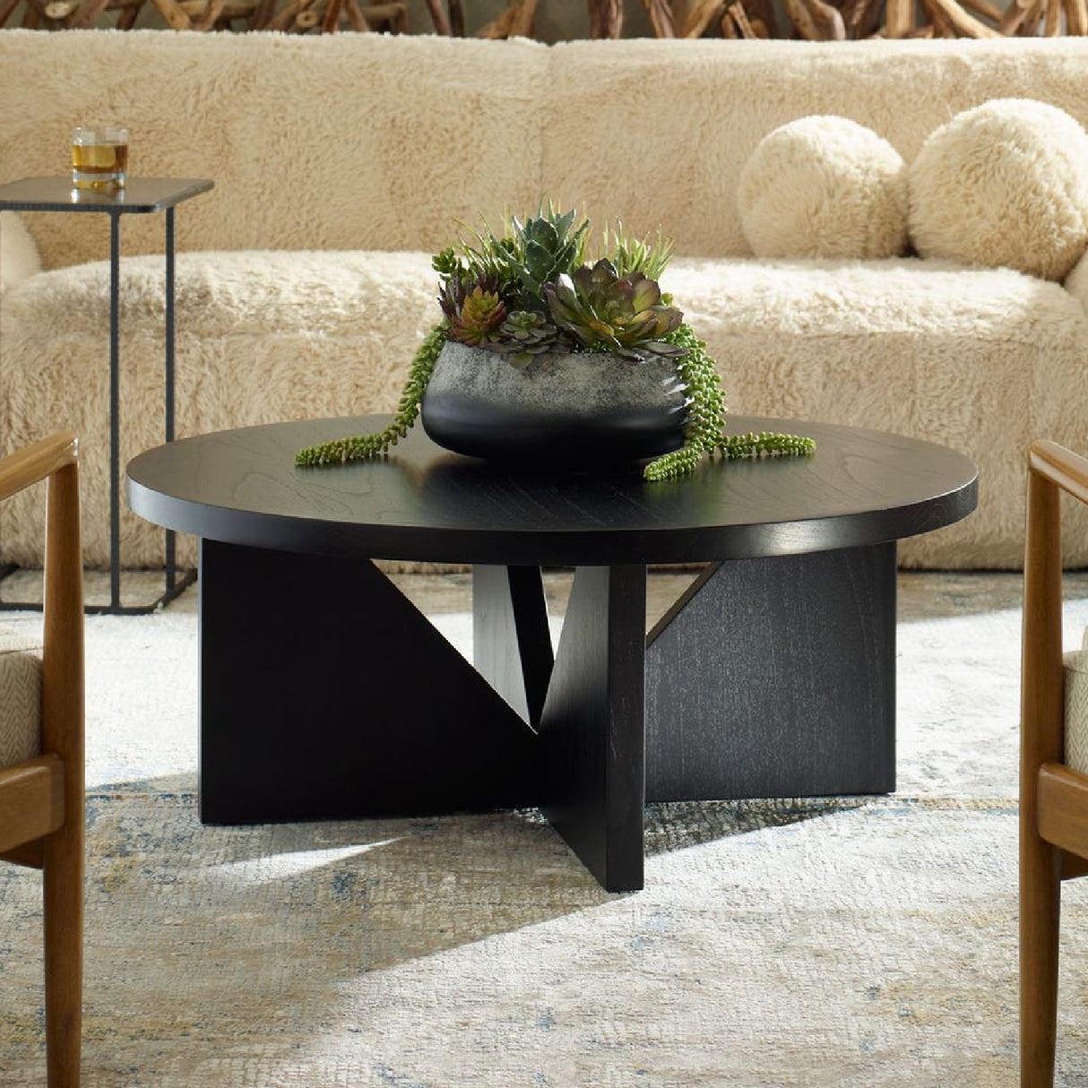 Black Mindi Veneer Coffee Table | Oroa.com