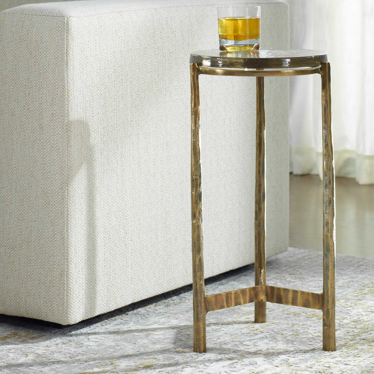 Round Glass Indoor/Outdoor Accent Table | Oroa.com