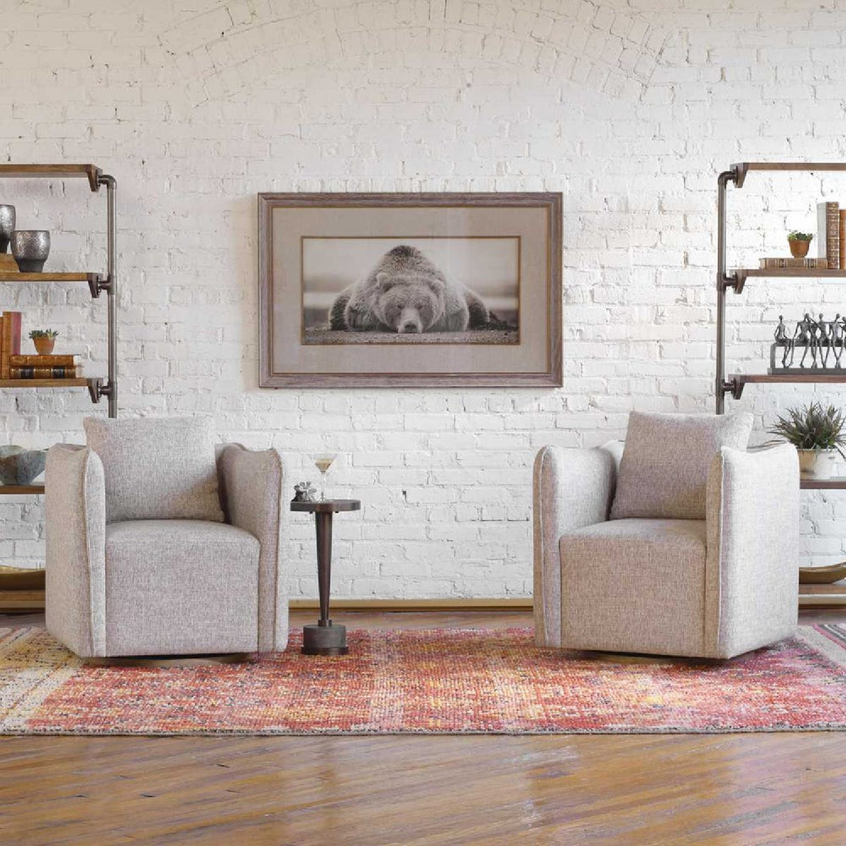 Flanged Edge Swivel Chair | Oroa.com