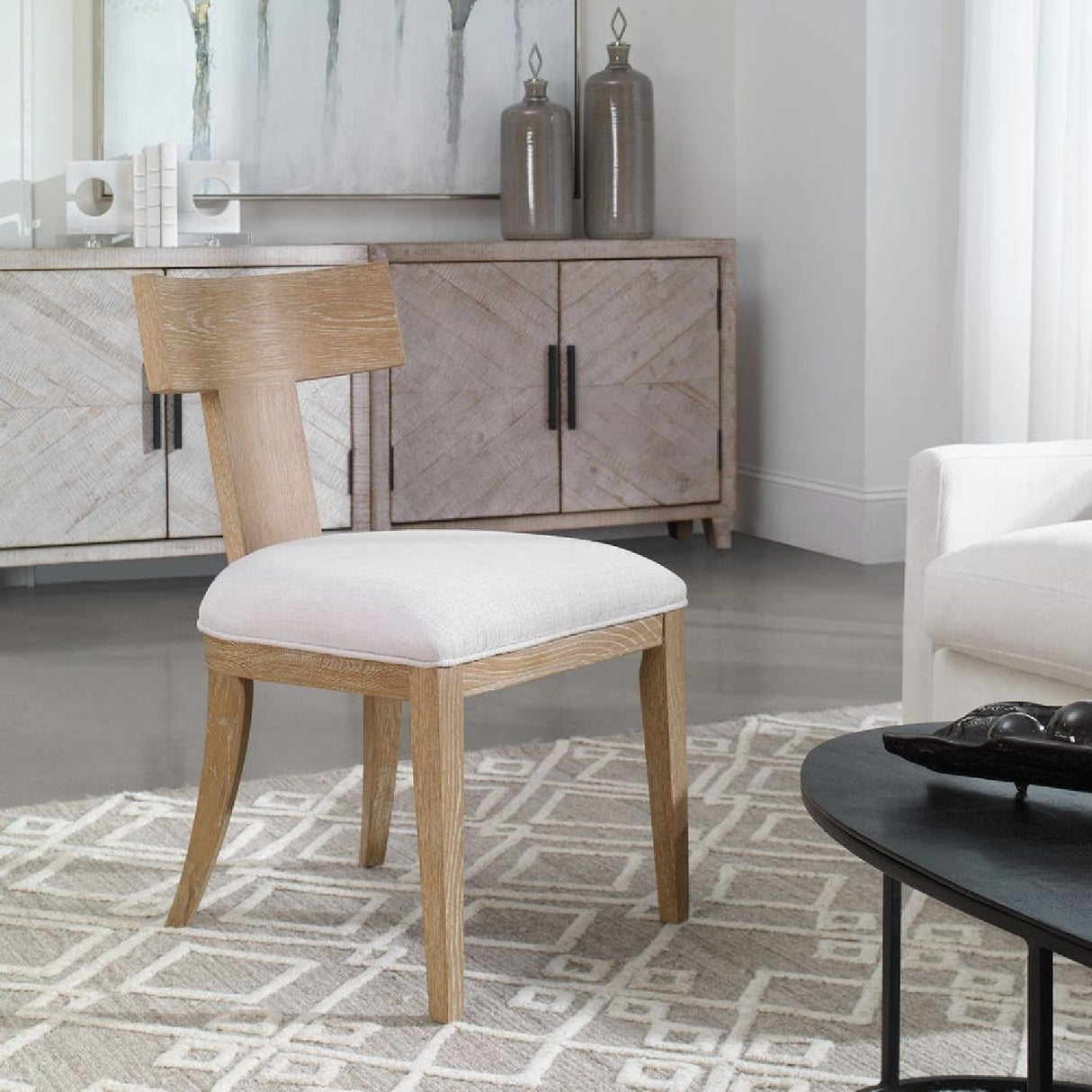 T-Shaped Wooden Dining Chair | Oroa.com