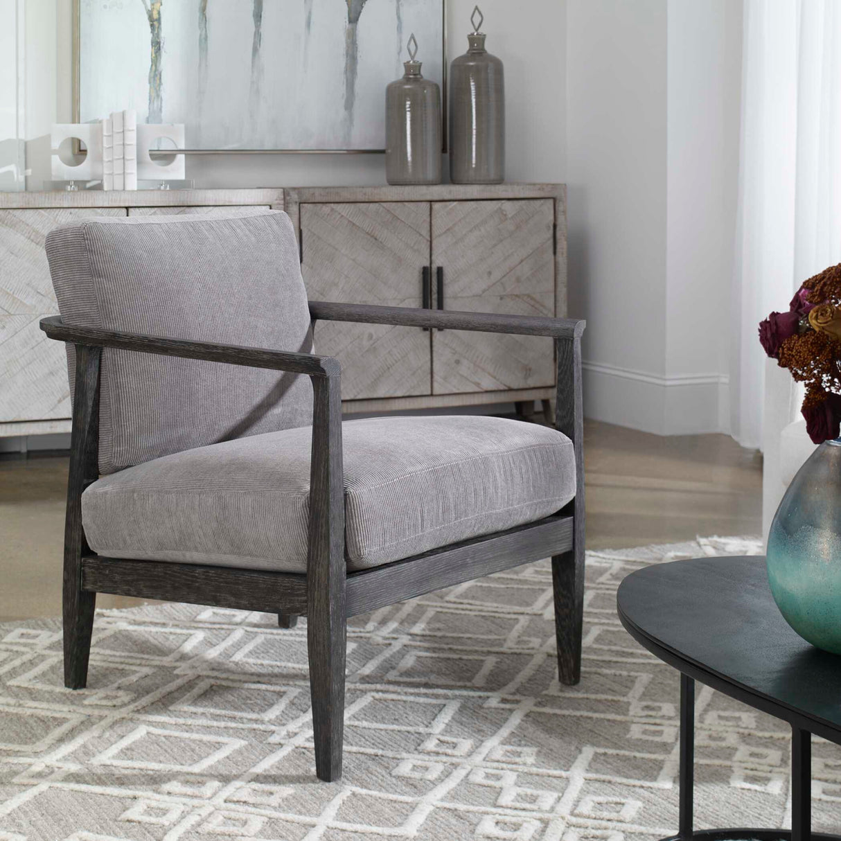 Gray Oak Cushioned Lounge Chair | Oroa.com