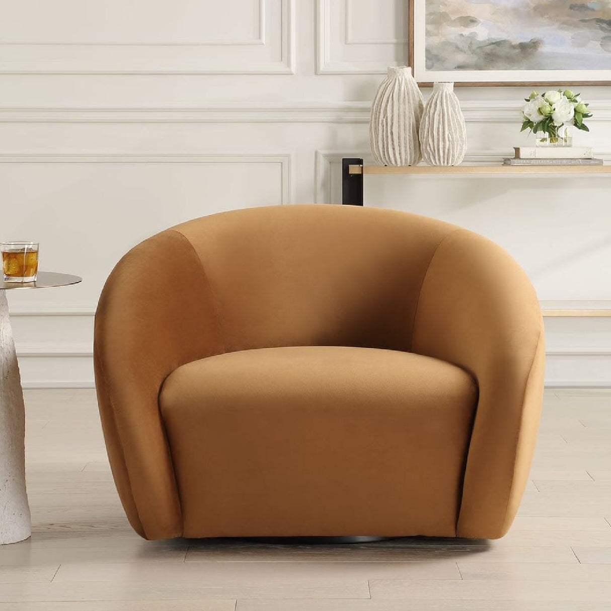 Curved-Back Velvet Swivel Chair | Oroa.com