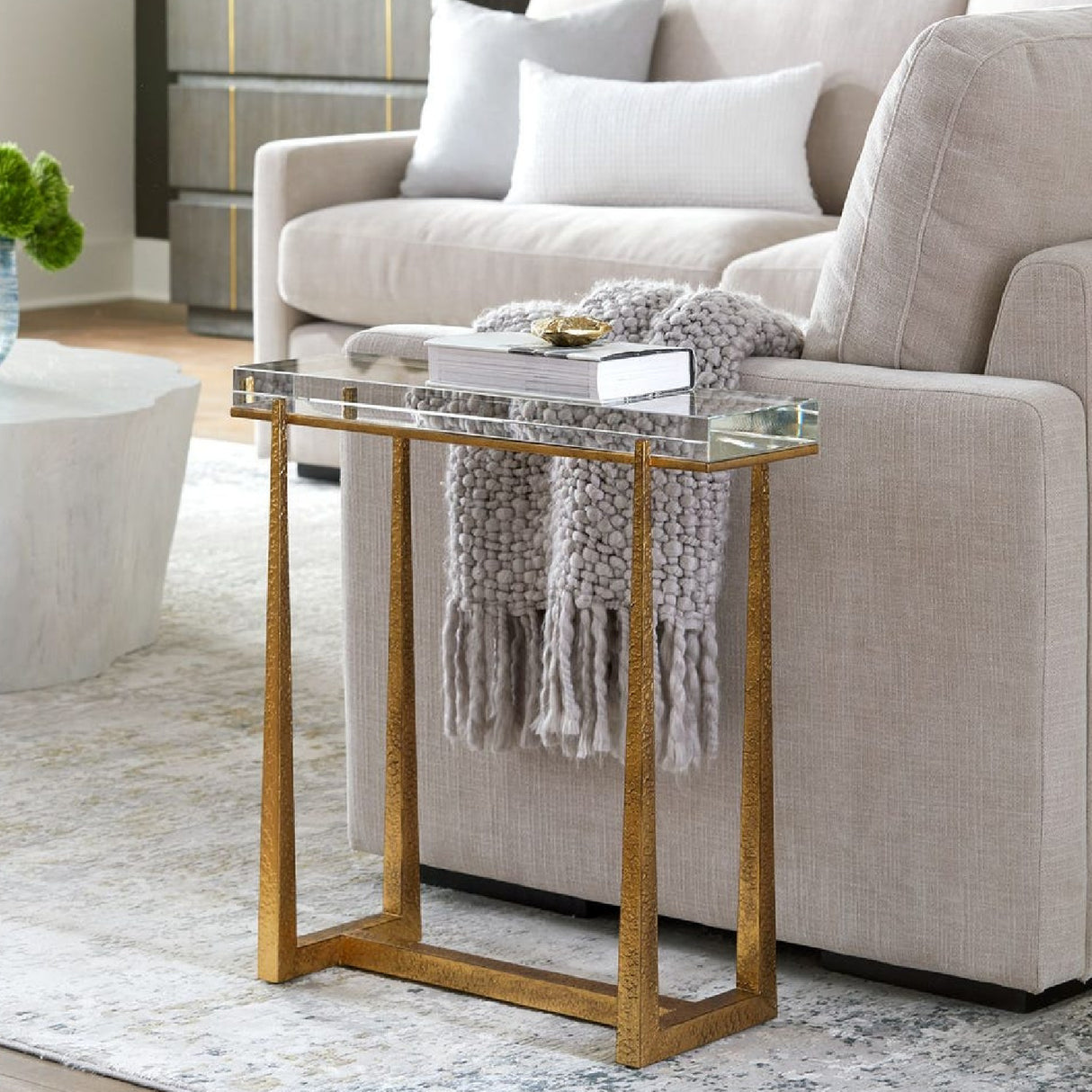 Crystal Top Accent Table | Oroa.com