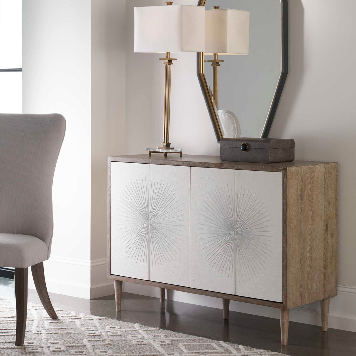 White Starburst 4-Door Cabinet | Oroa.com