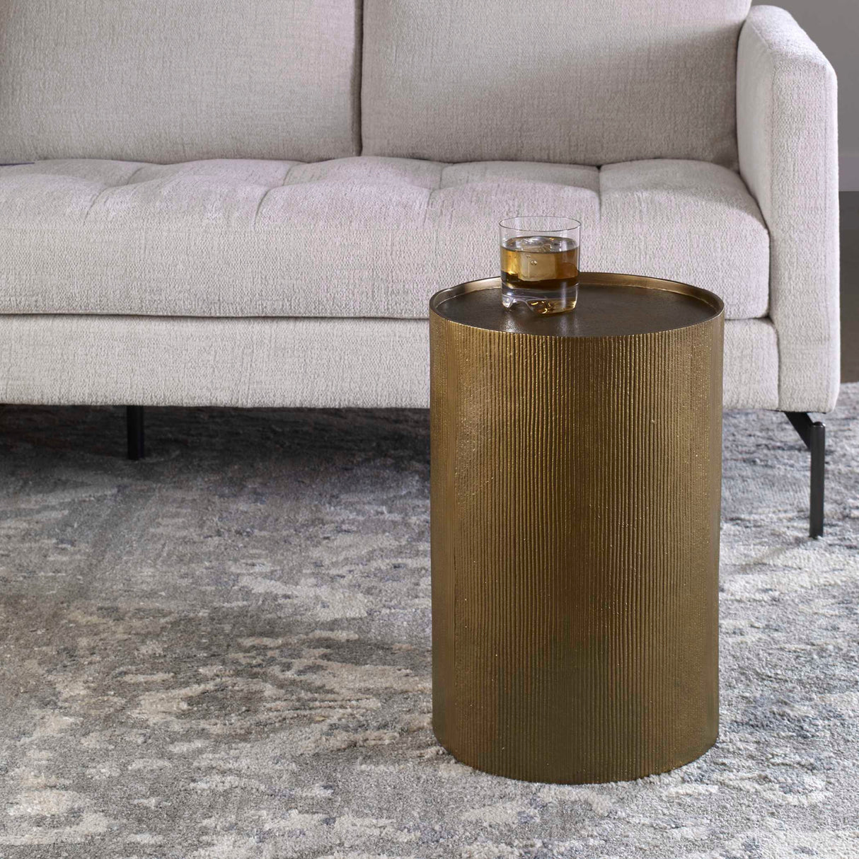 Reeded Gold Accent Table | Oroa.com