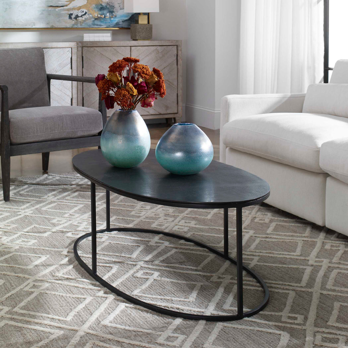 Black Aluminum Oval Coffee Table | Oroa.com