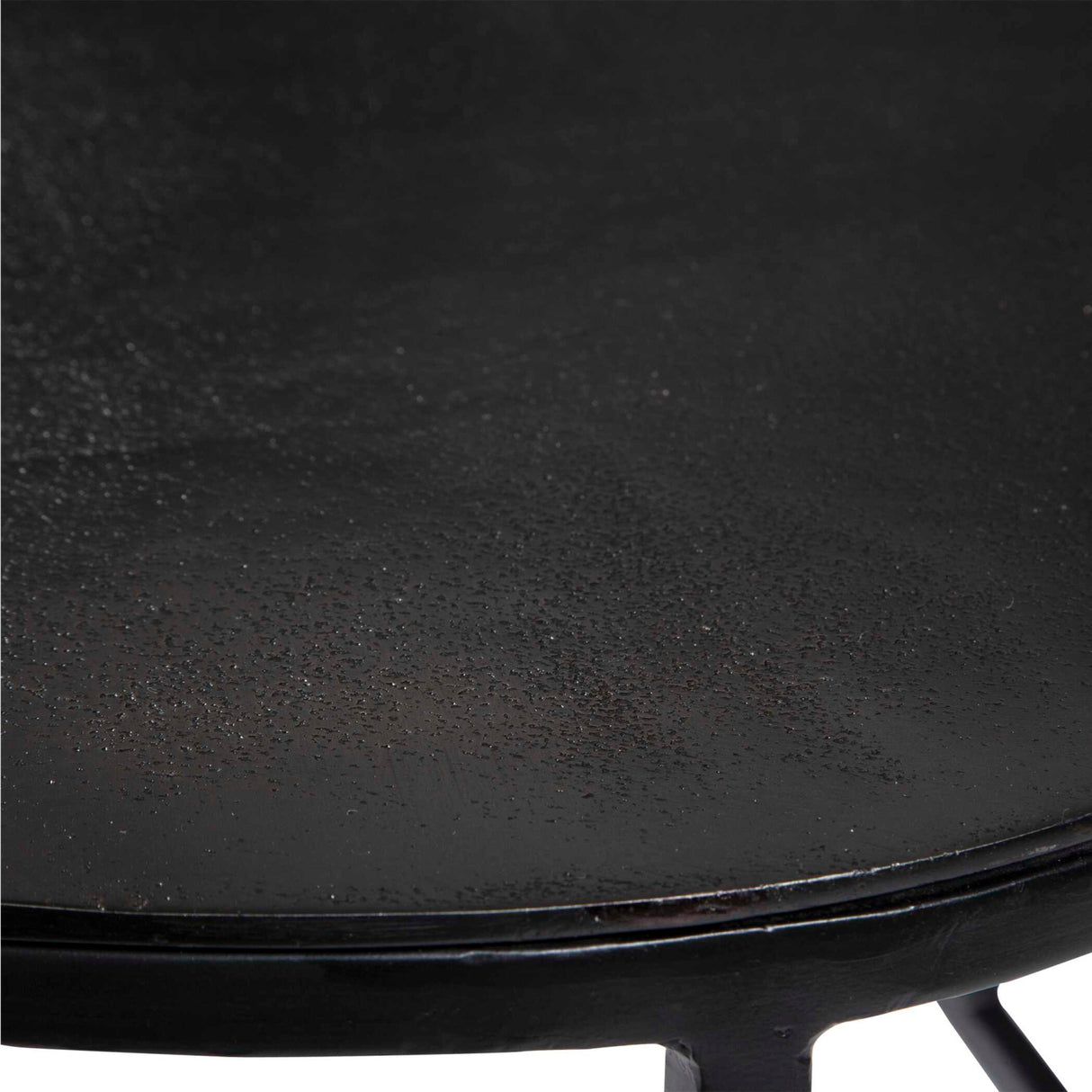 Black Aluminum Oval Coffee Table | Oroa.com