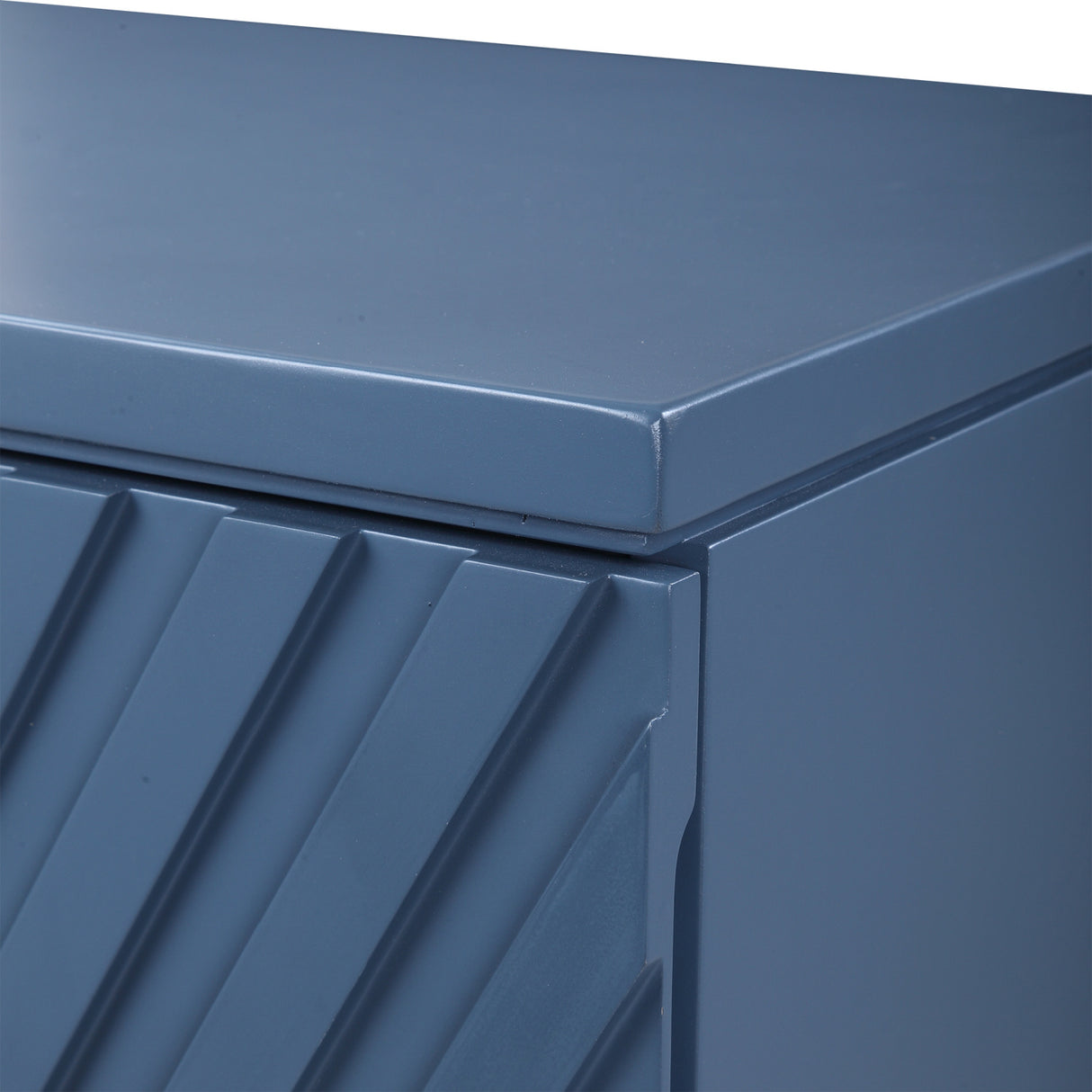Geometric Carved 3-Drawer Chest | Oroa.com