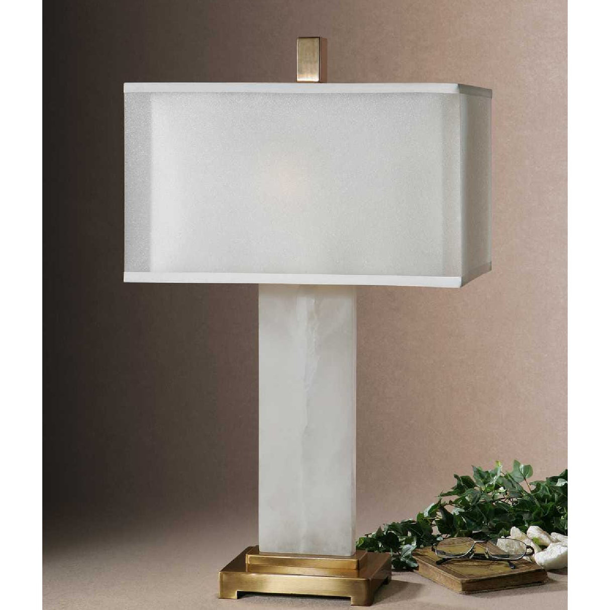 White Alabaster Table Lamp | Oroa.com