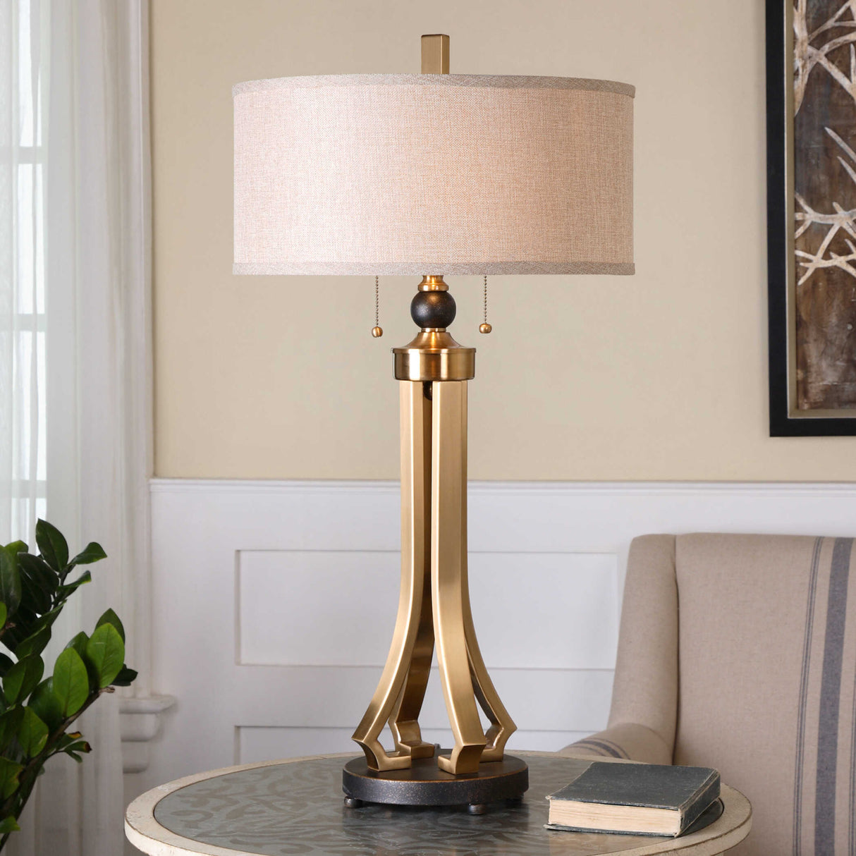 Brushed Brass Modern Table Lamp | Oroa.com