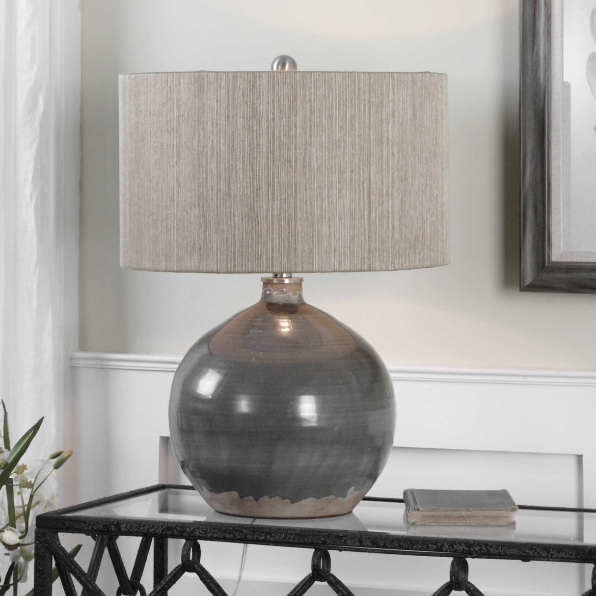 Gray Rounded Ceramic Table Lamp | Oroa.com