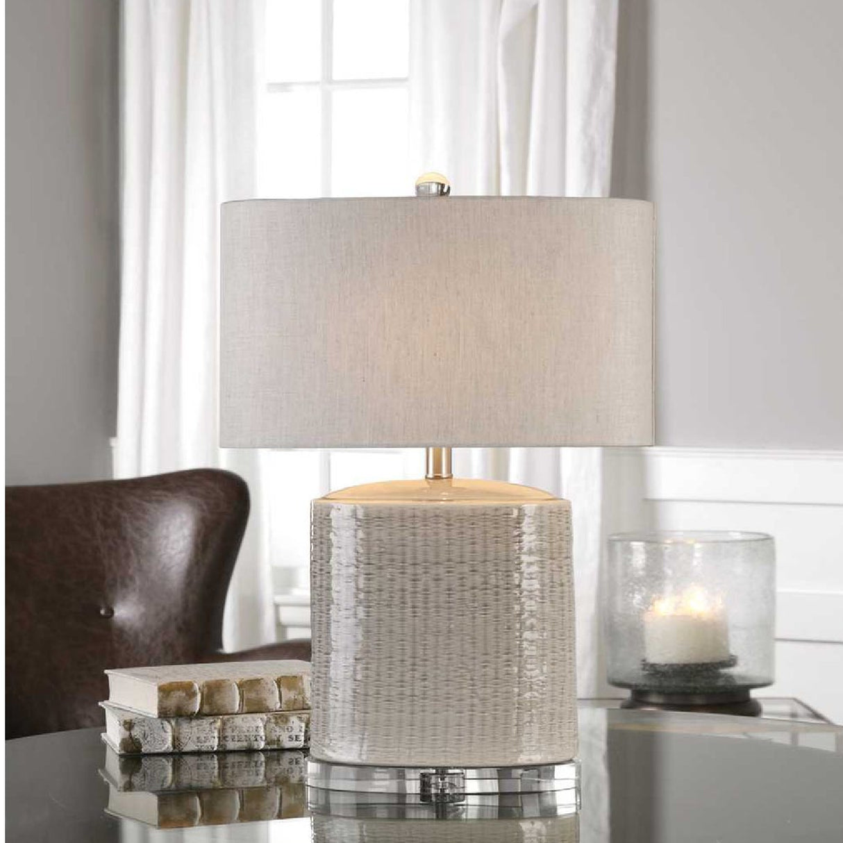 Textured Oval Ceramic Table Lamp | Oroa.com