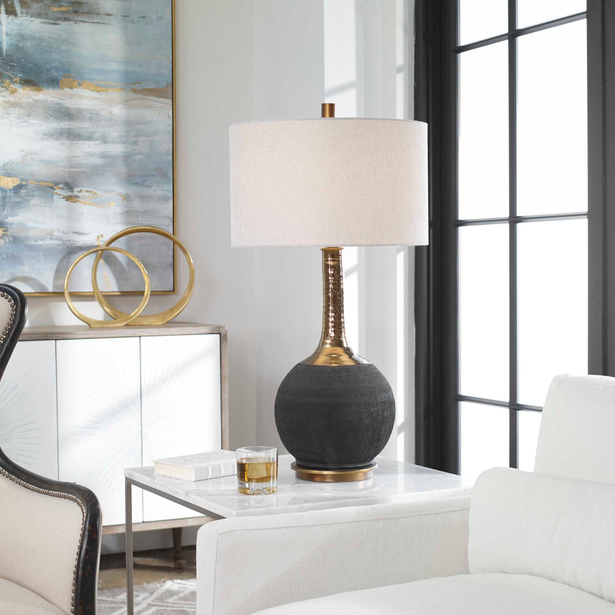 Rounded Black Ceramic Table Lamp | Oroa.com