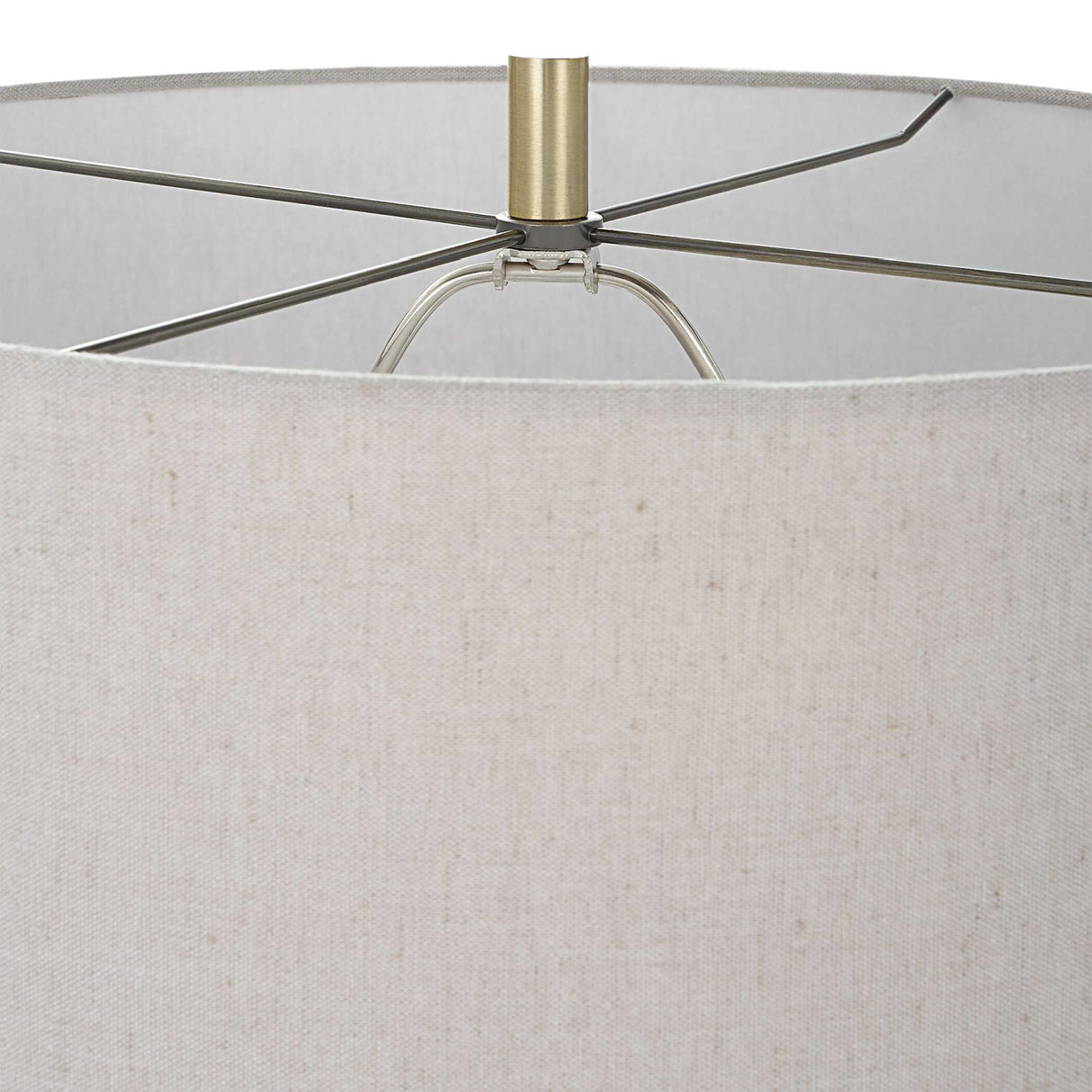 Embossed Glaze Ceramic Table Lamp | Oroa.com
