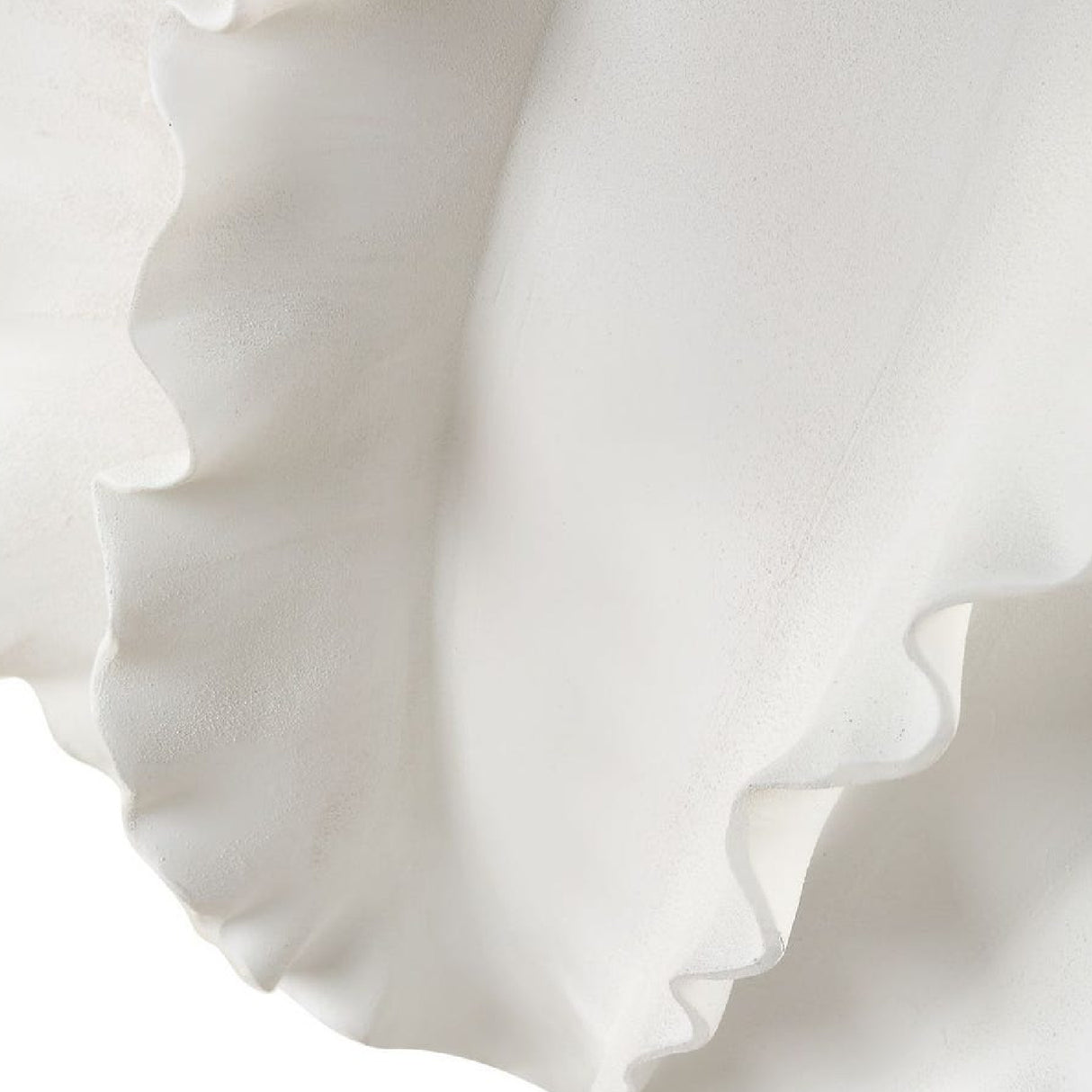 Ruffled White Ceramic Table Lamp | Oroa.com
