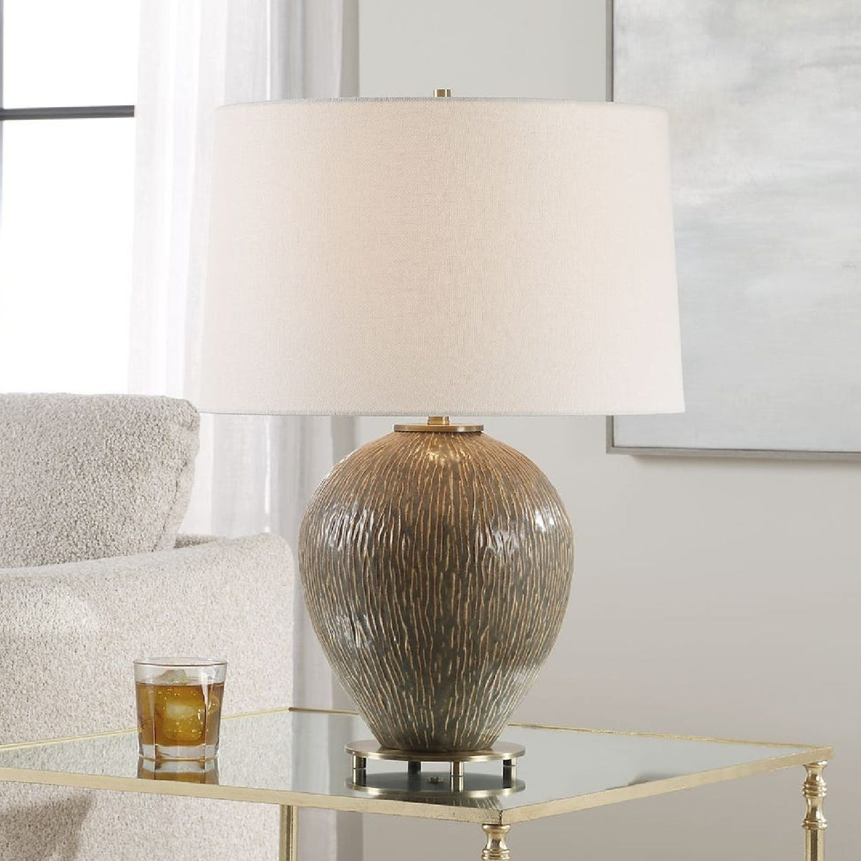 Distressed Brown Ceramic Table Lamp | Oroa.com