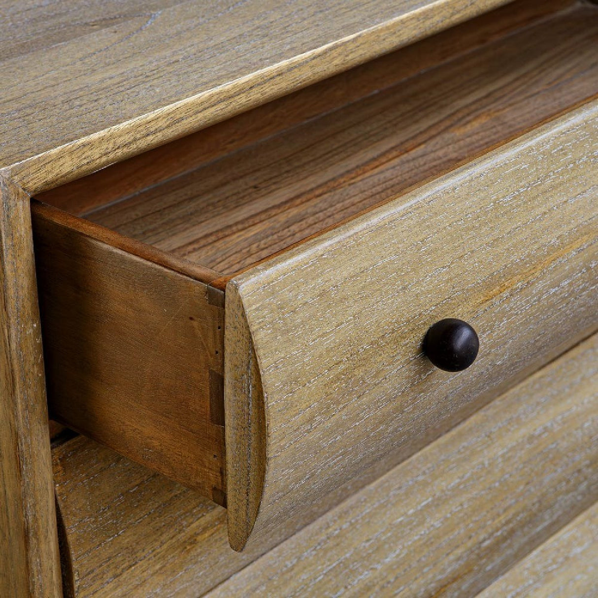 Mindi Wood 4-Drawer Chest | Oroa.com