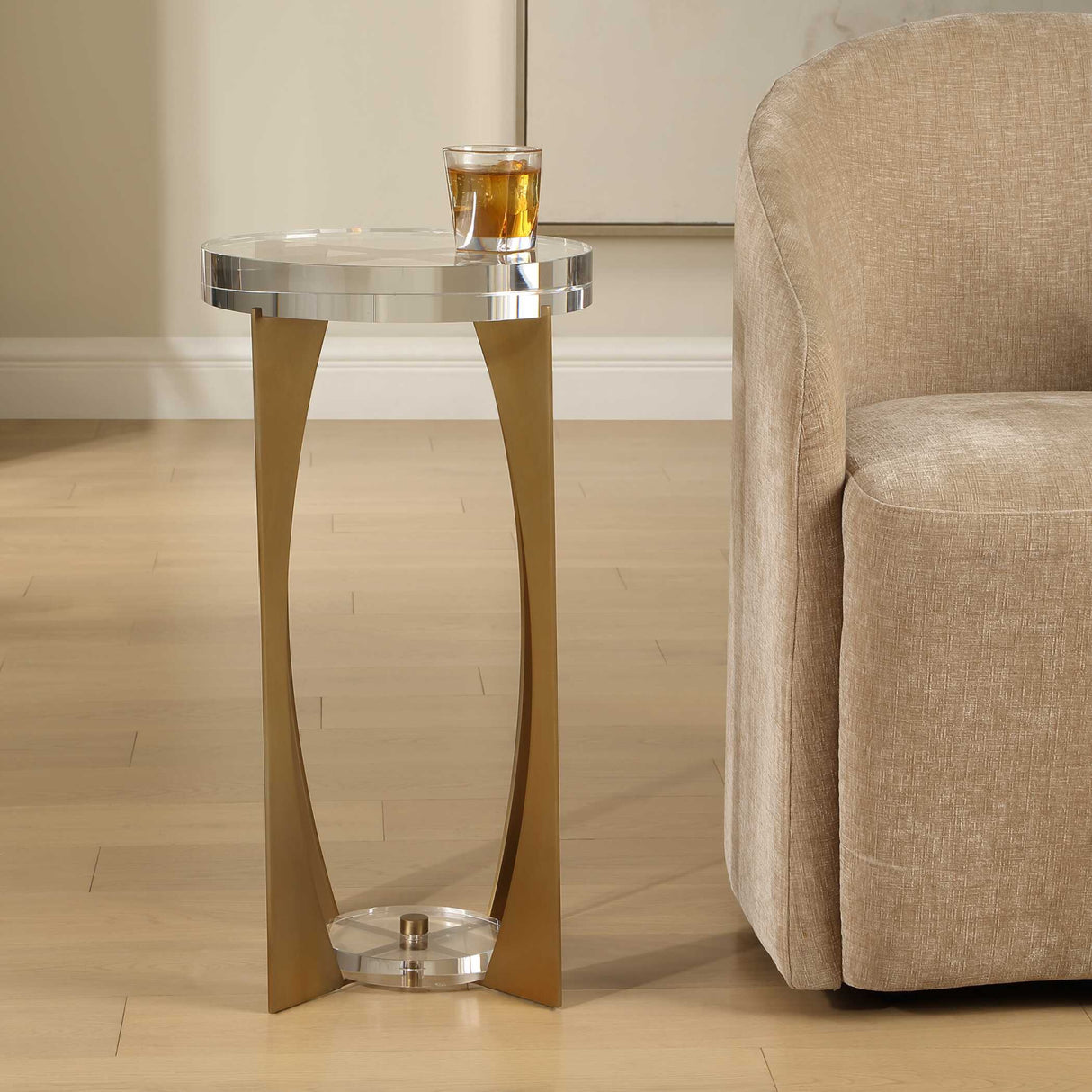 Brass Open-Frame Crystal Accent Table | Oroa.com
