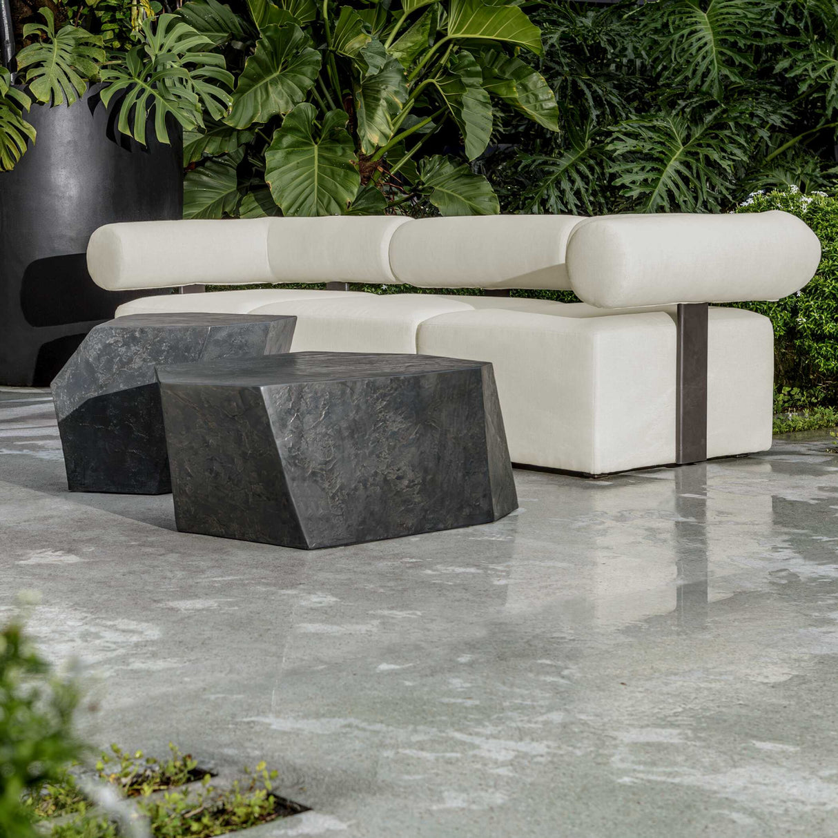 White Fabric Outdoor Sofa | Oroa.com