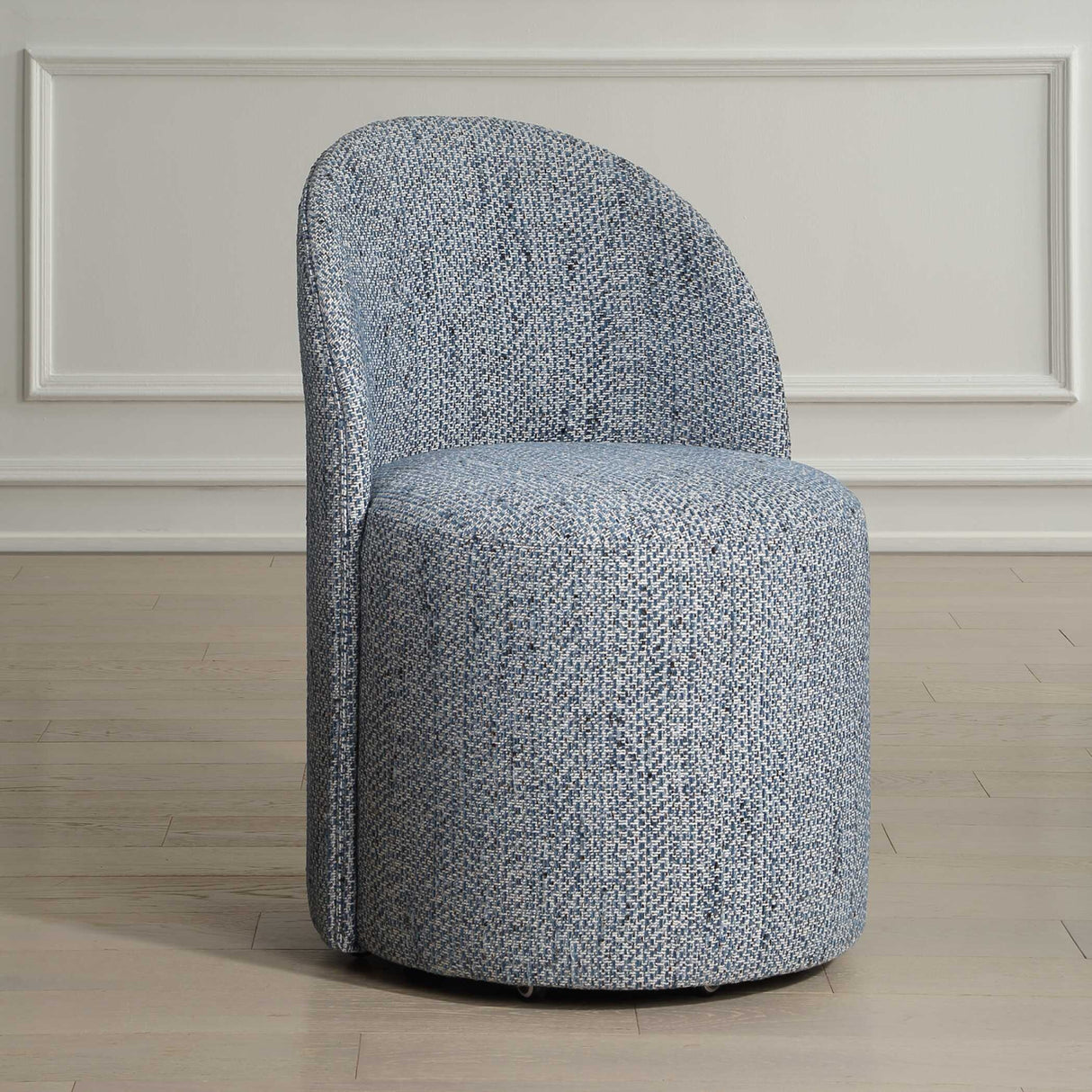 Chenille Caster Swivel Dining Chair | Oroa.com