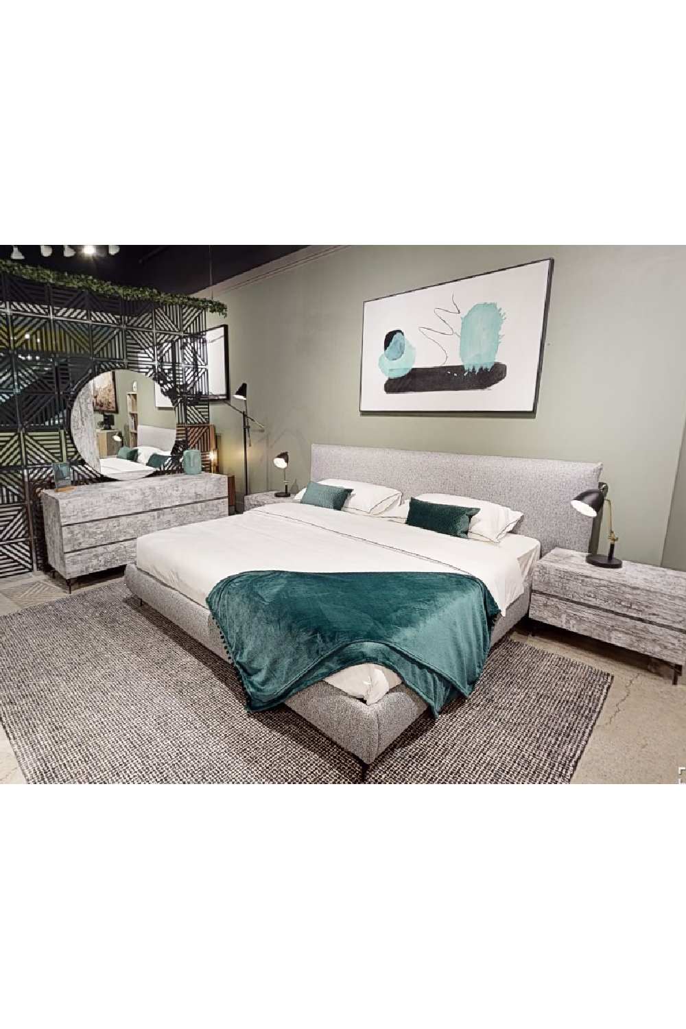 Gray Wooden 2-Door Nightstand | Oroa.com