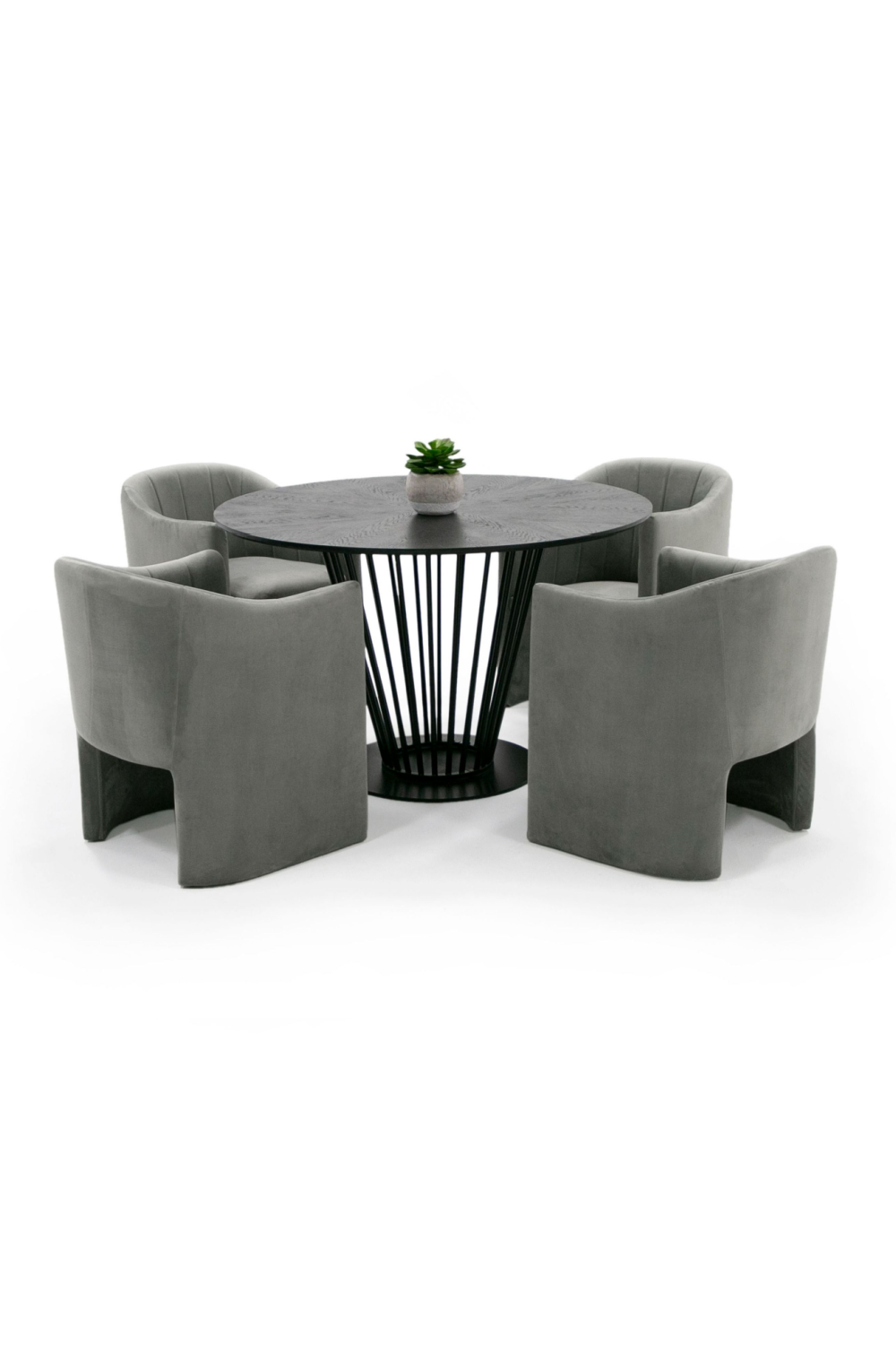 Black Oak Round Dining Table | OROA Modern Conroy | Oroa.com