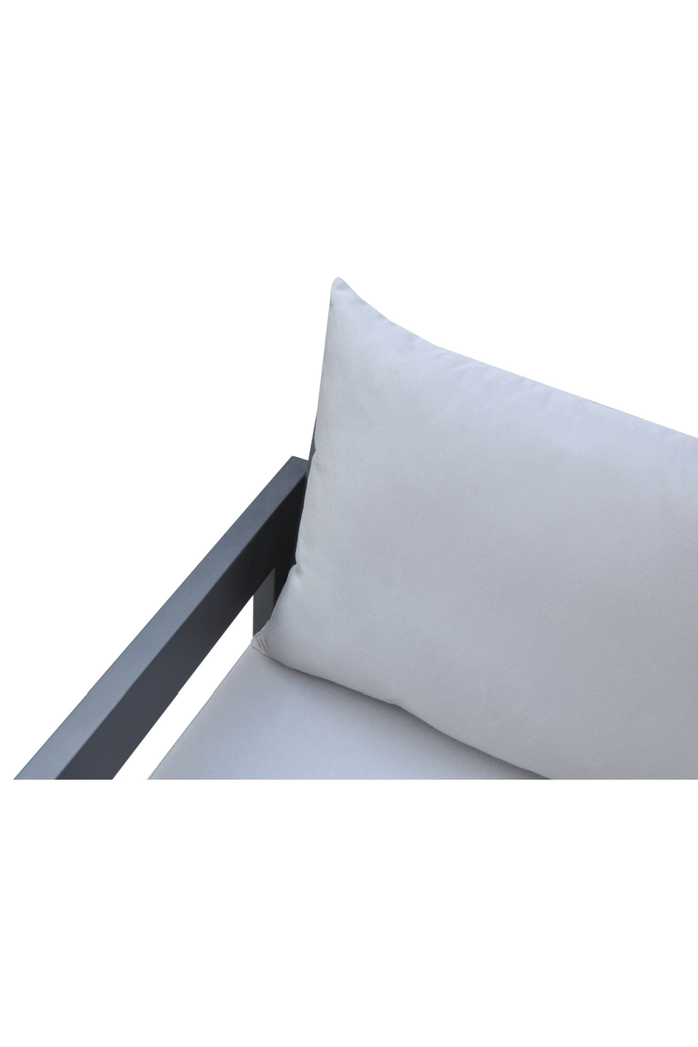 Aluminum-Framed Outdoor Lounge Chair | OROA Modern Wake | Oroa.com