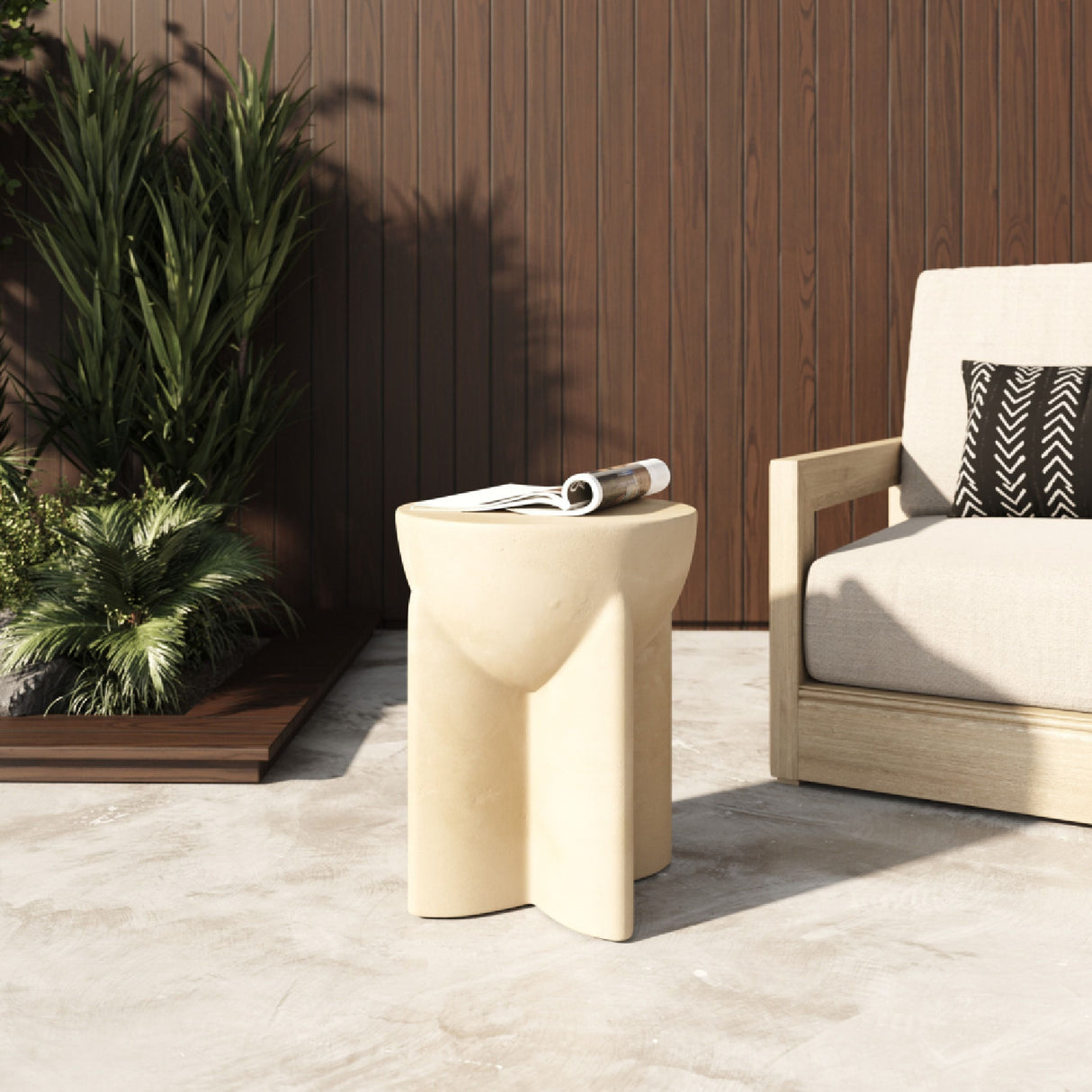 Concrete Round End Table | Oroa.com