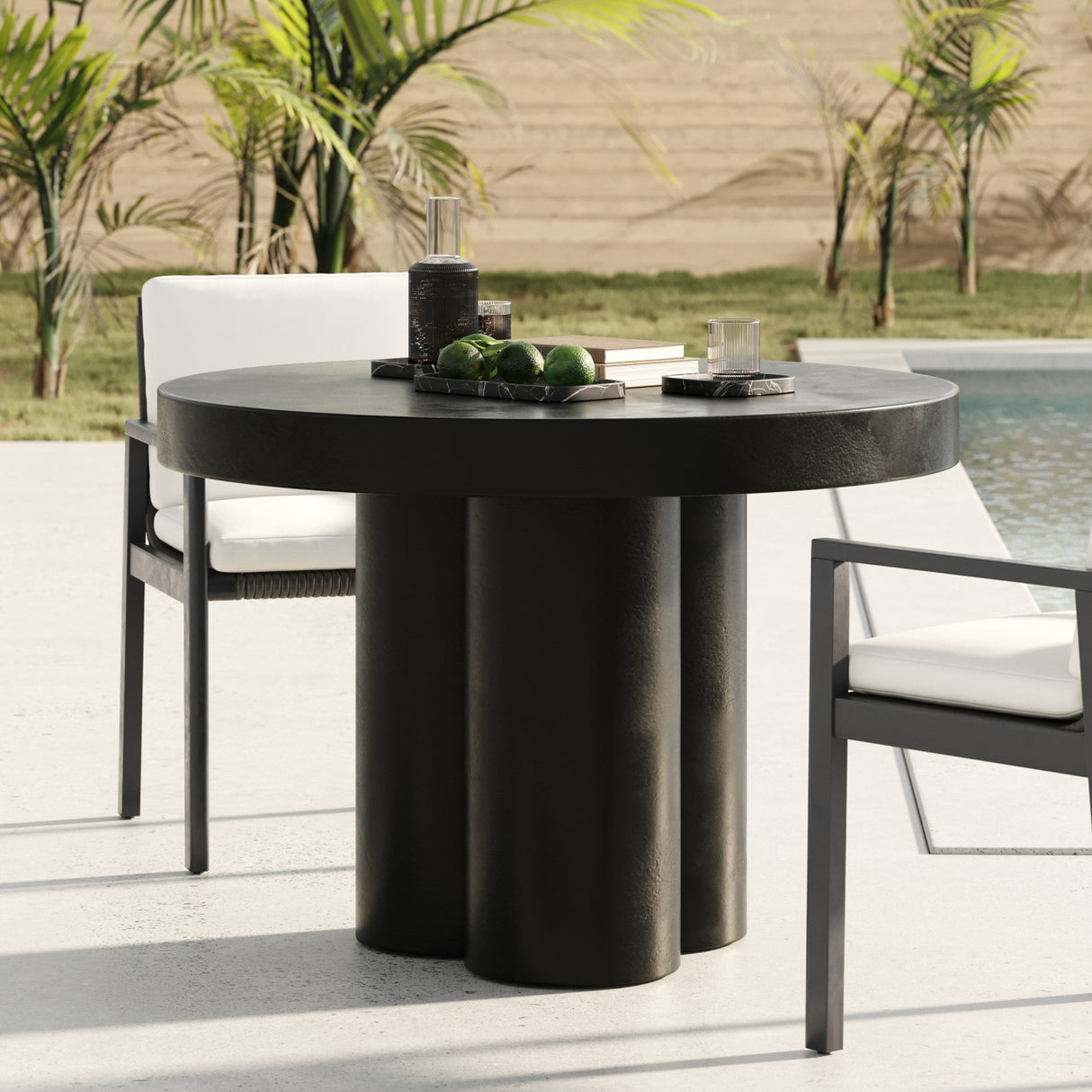 Round Concrete Dining Table | Oroa.com