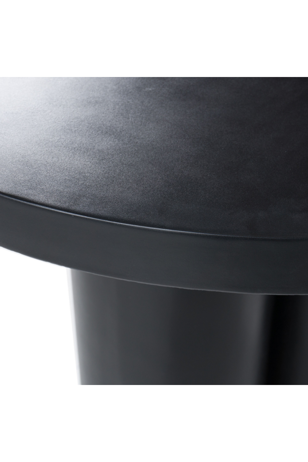 Round Concrete Dining Table | OROA Modern Bruni