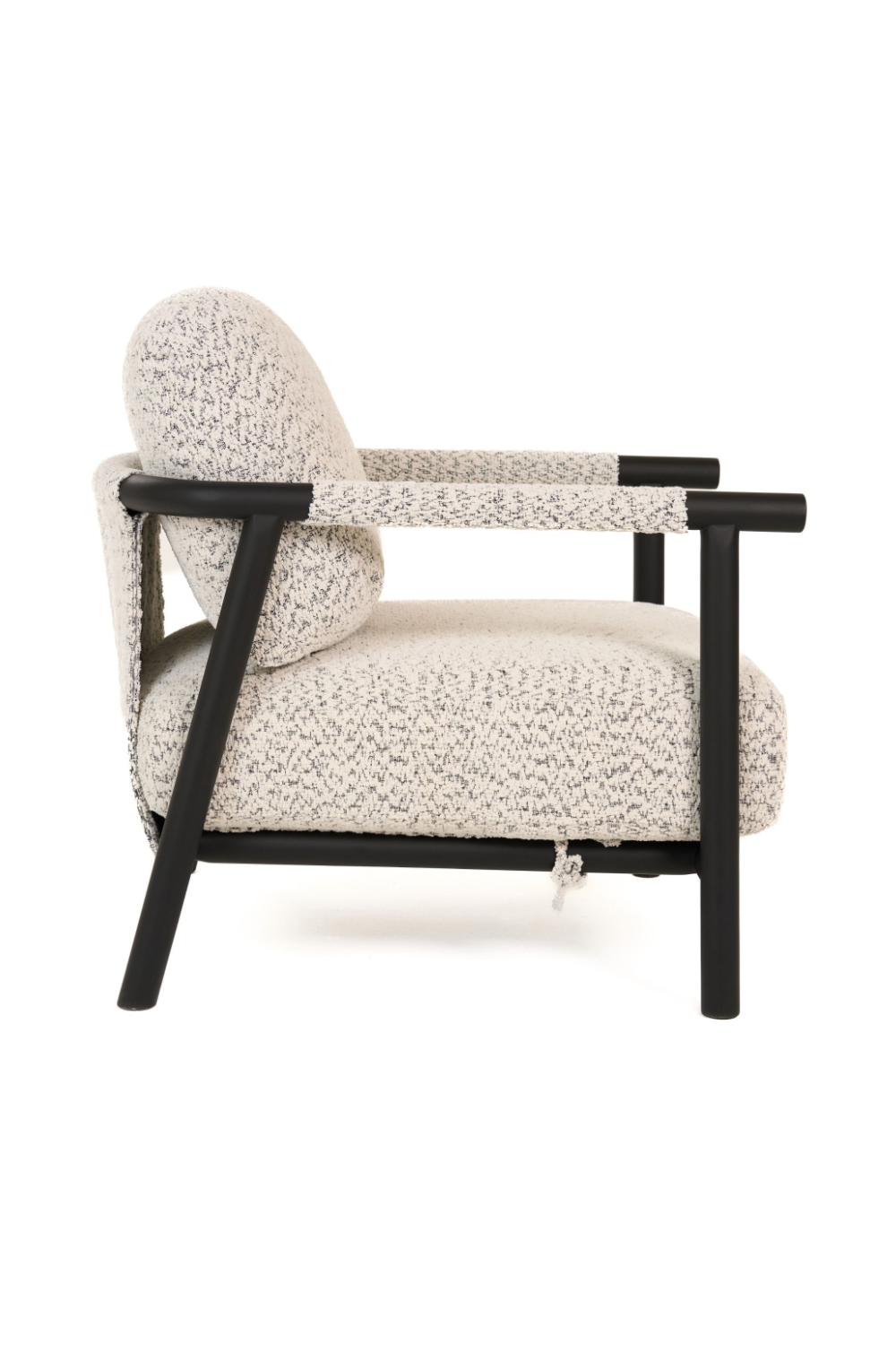 Black Framed Gray Accent Chair | OROA Modern Balko | Oroa.com