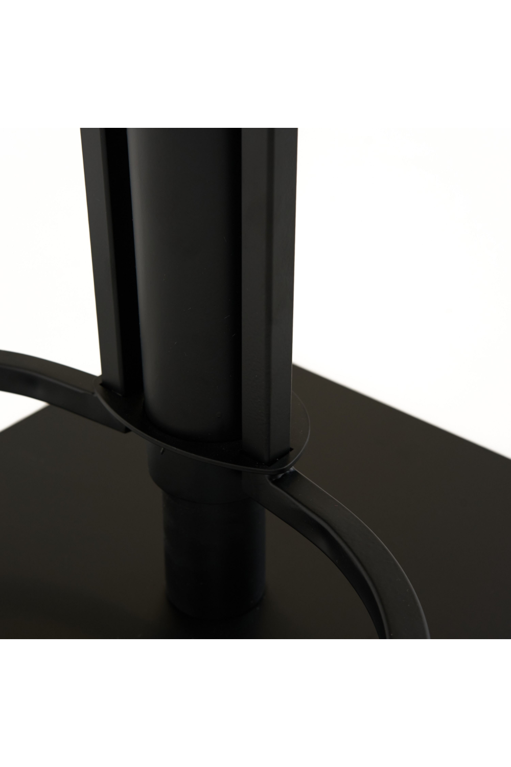 Black Eco-Leather Bar Stool | OROA Modern Jaffee | Oroa.com