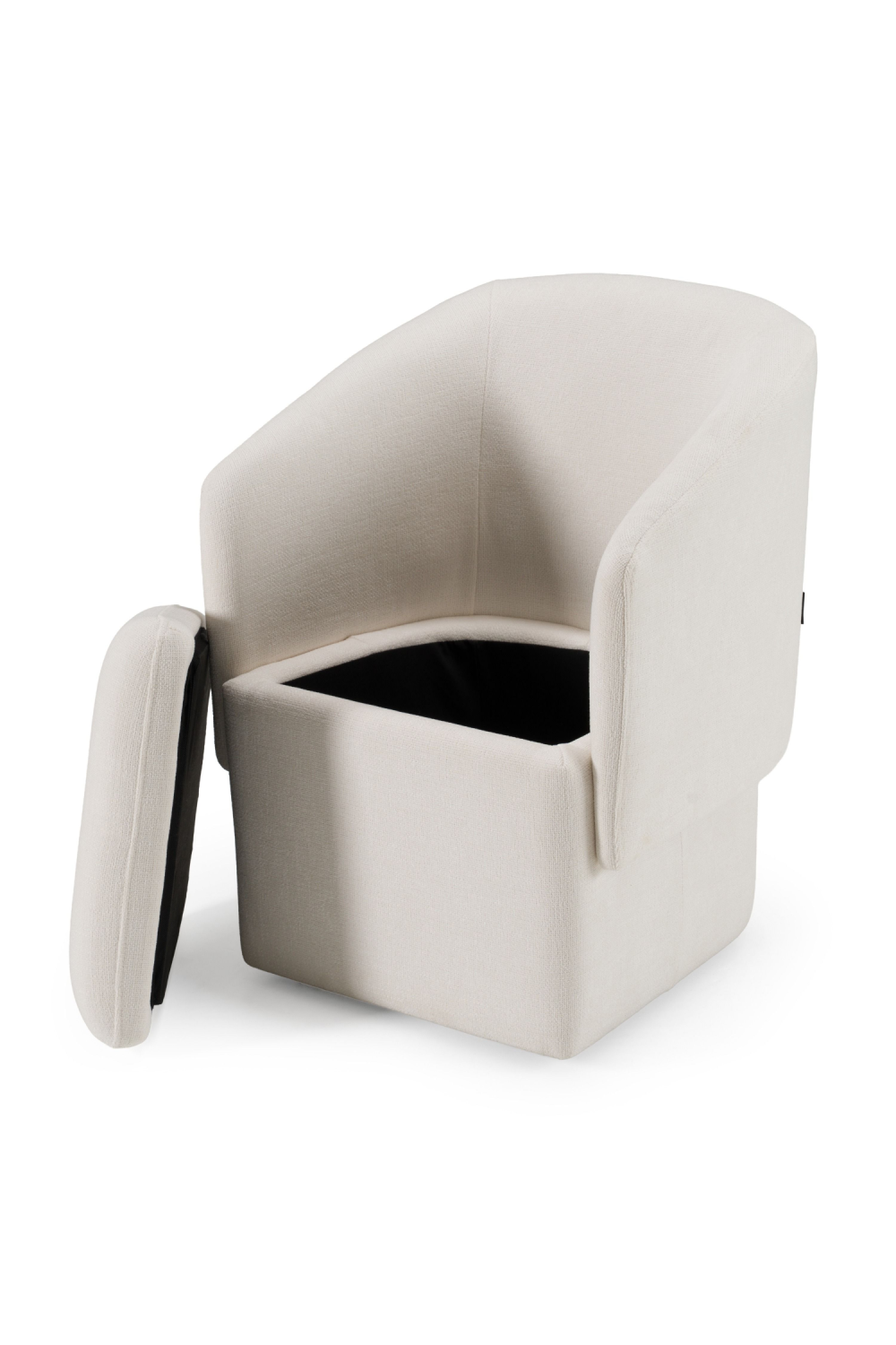 Curved Wheeled Dining Chair | OROA Modern Tassell | Oroa.com