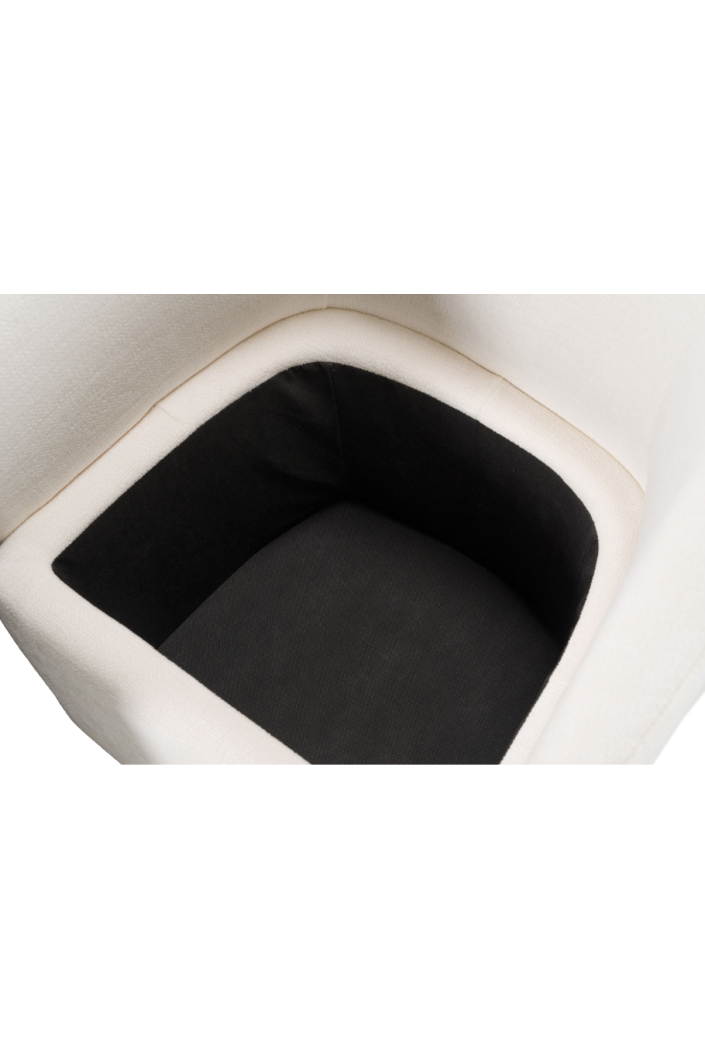 Curved Wheeled Dining Chair | OROA Modern Tassell | Oroa.com