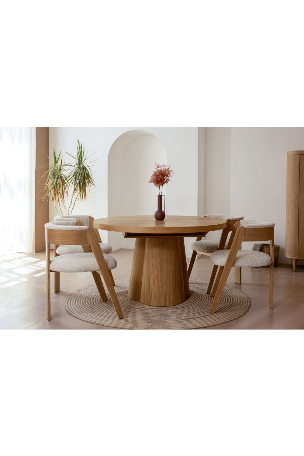 Round Oak Extendable Dining Table | OROA Modern Cloud | Oroa.com