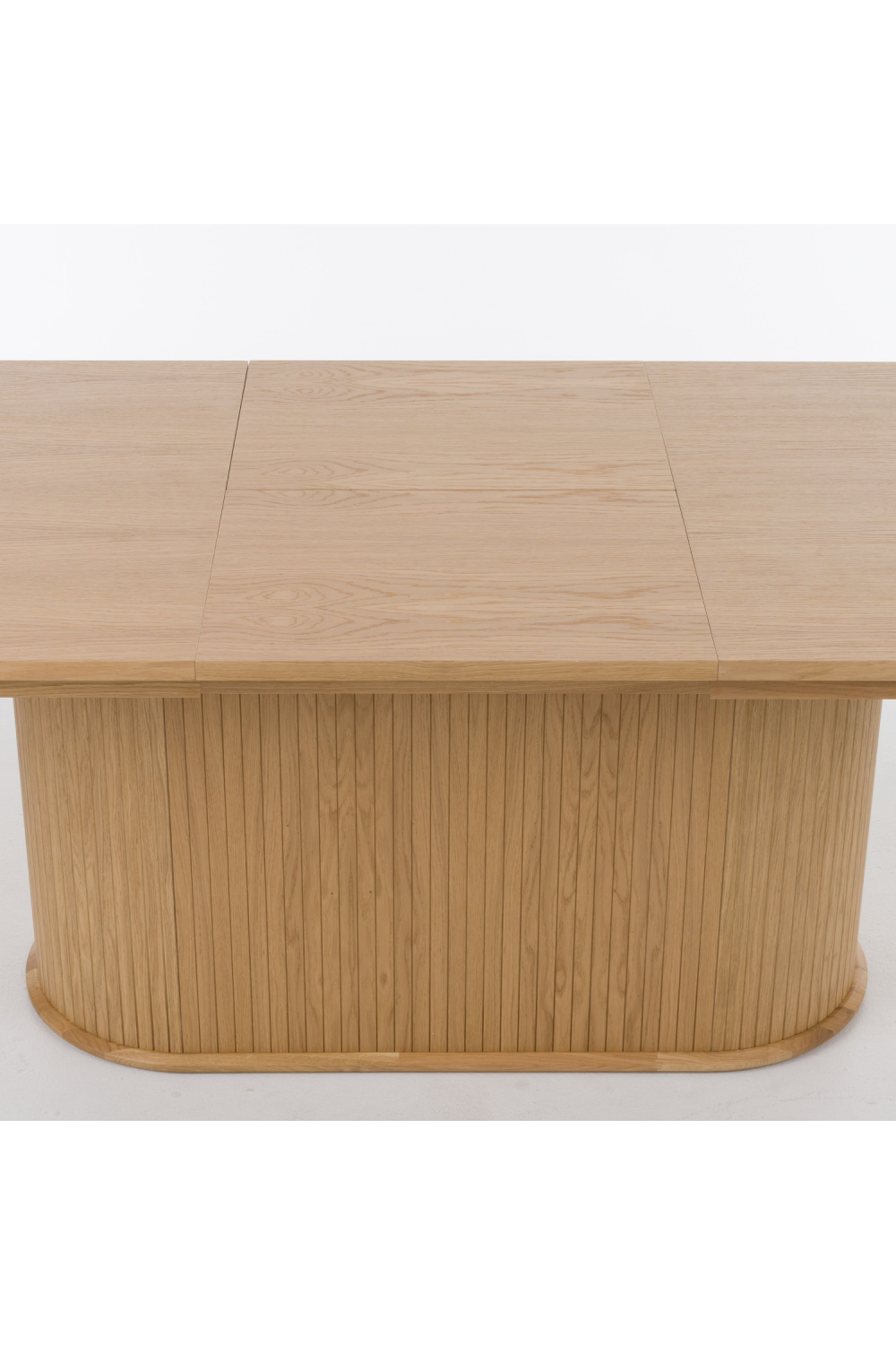 Oak Extendable Dining Table | OROA Modern Walz | Oroa.com
