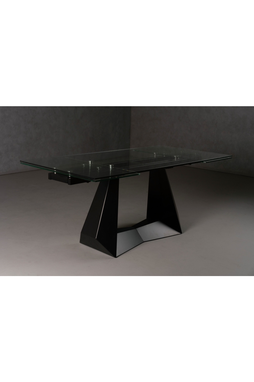 Extendable Glass Dining Table | OROA Modern Maroney | Oroa.com