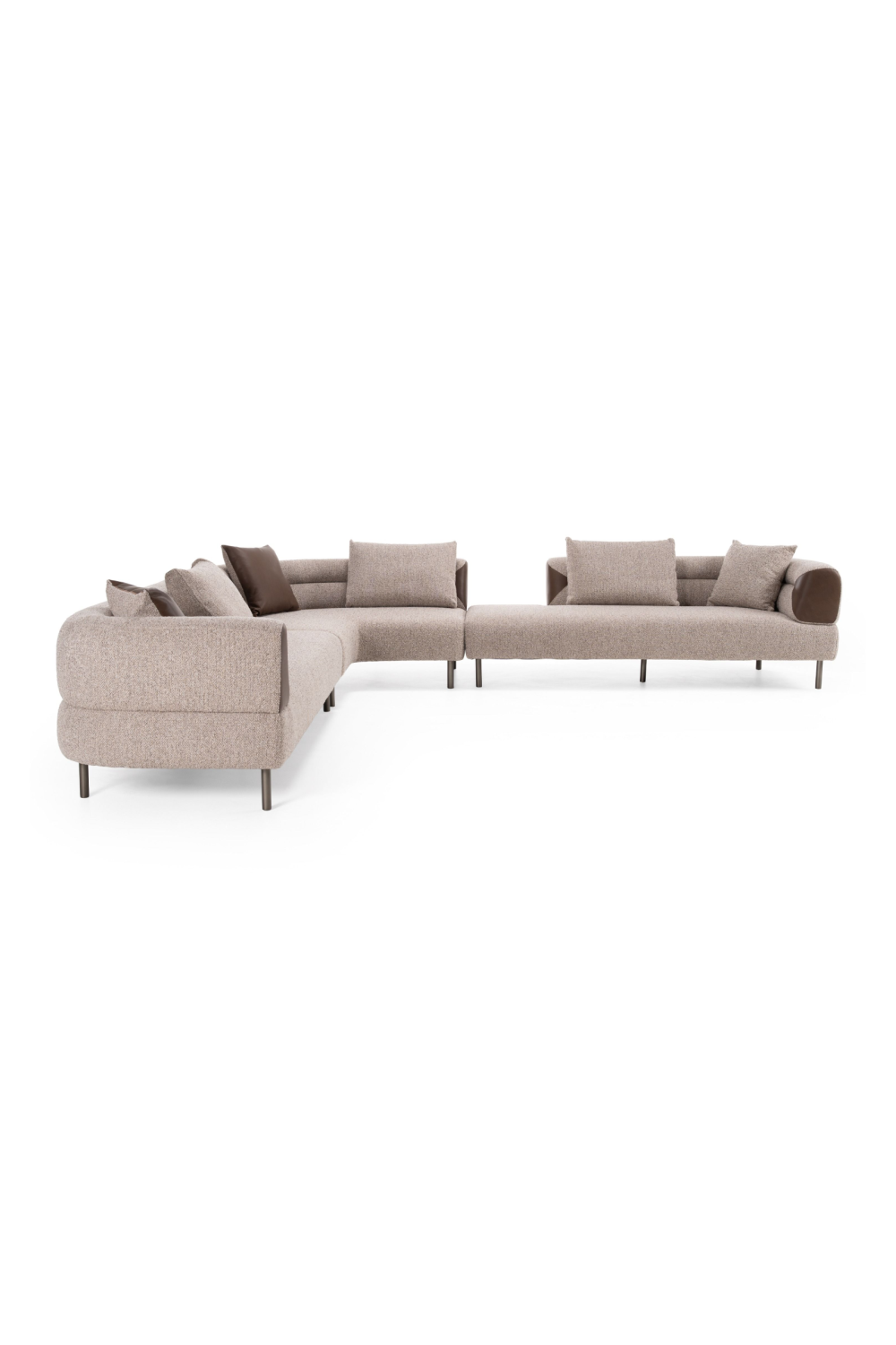 Brown Fabric Sectional Sofa | OROA Modern Plume | Oroa.com