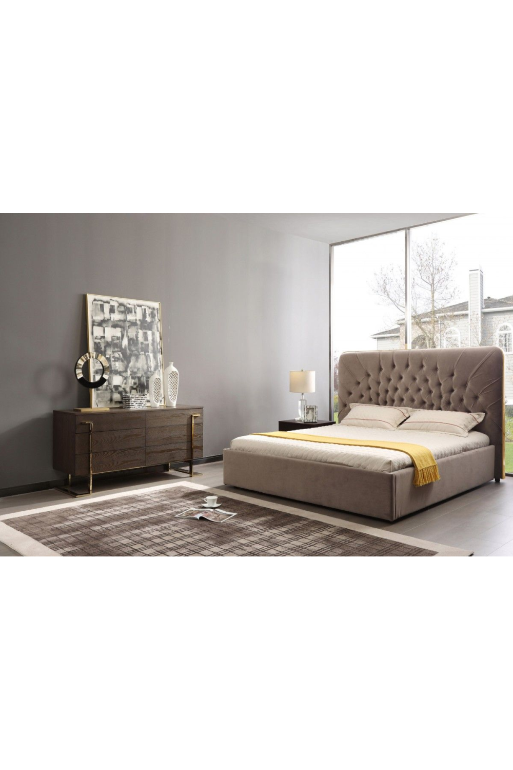 Tufted Beige Velvet Queen Bed | Oroa.com