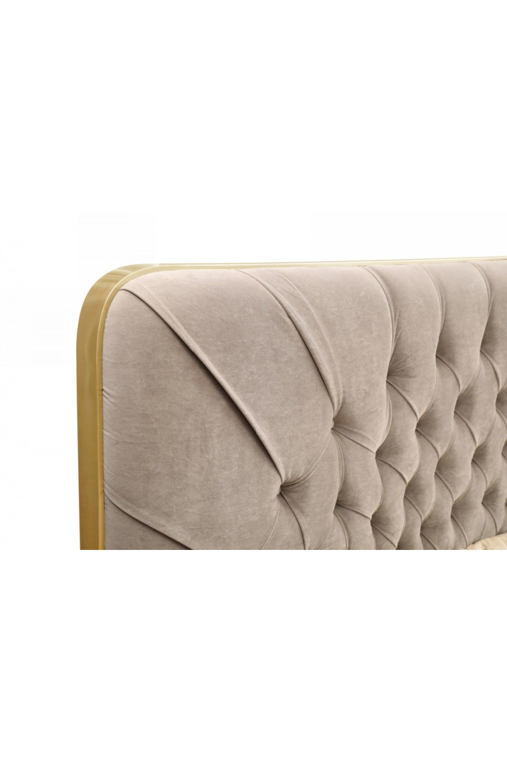 Tufted Beige Velvet Queen Bed | Oroa.com