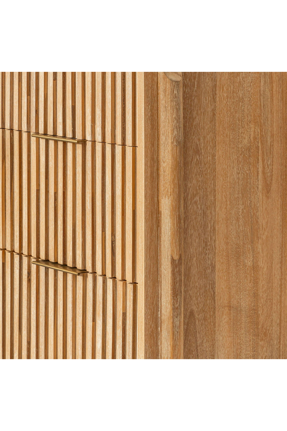 Natural Oak 4-Drawer Chest | OROA Modern Mikala | Oroa.com