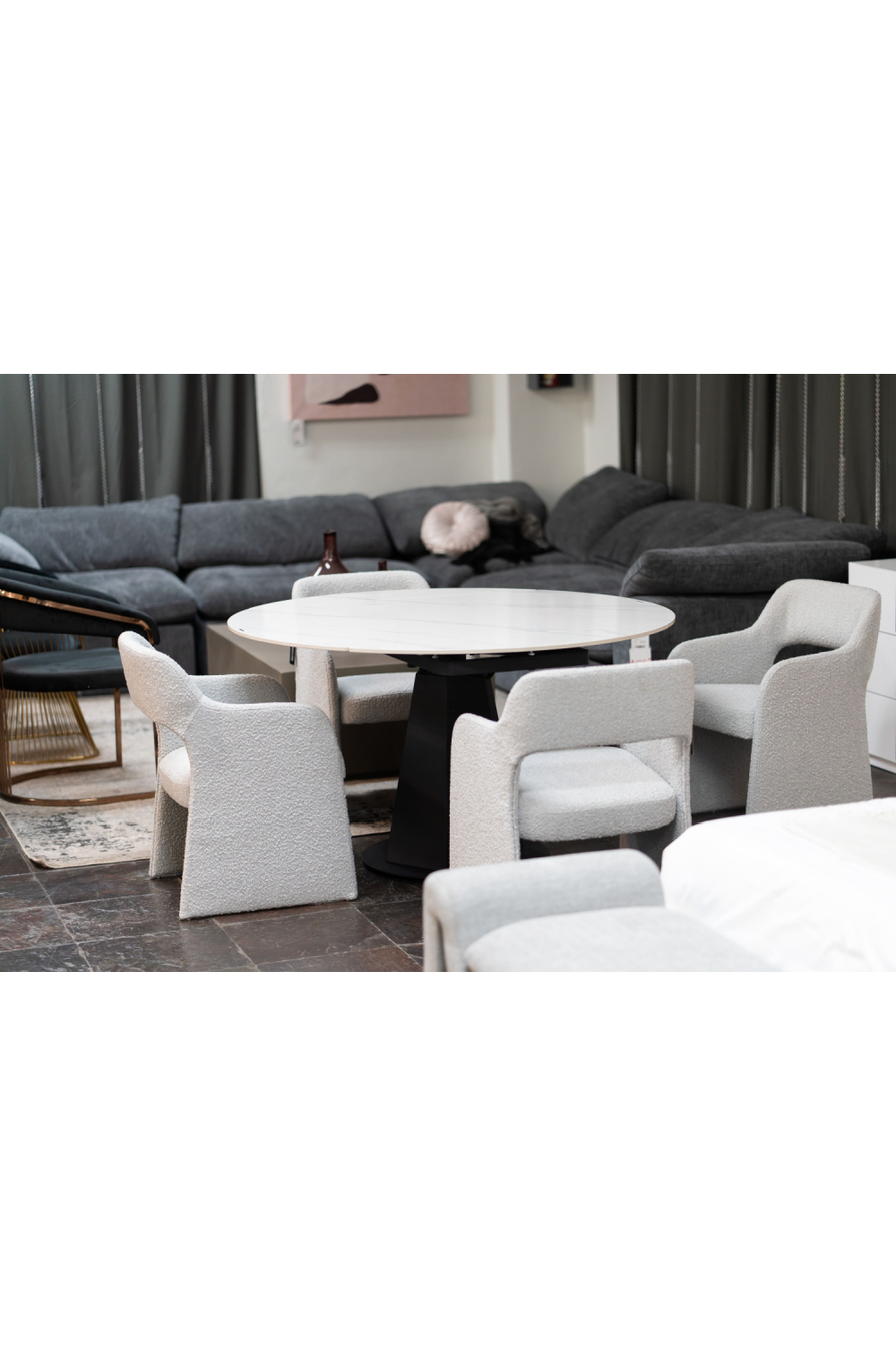 White Ceramic Extendable Dining Table | Oroa.com
