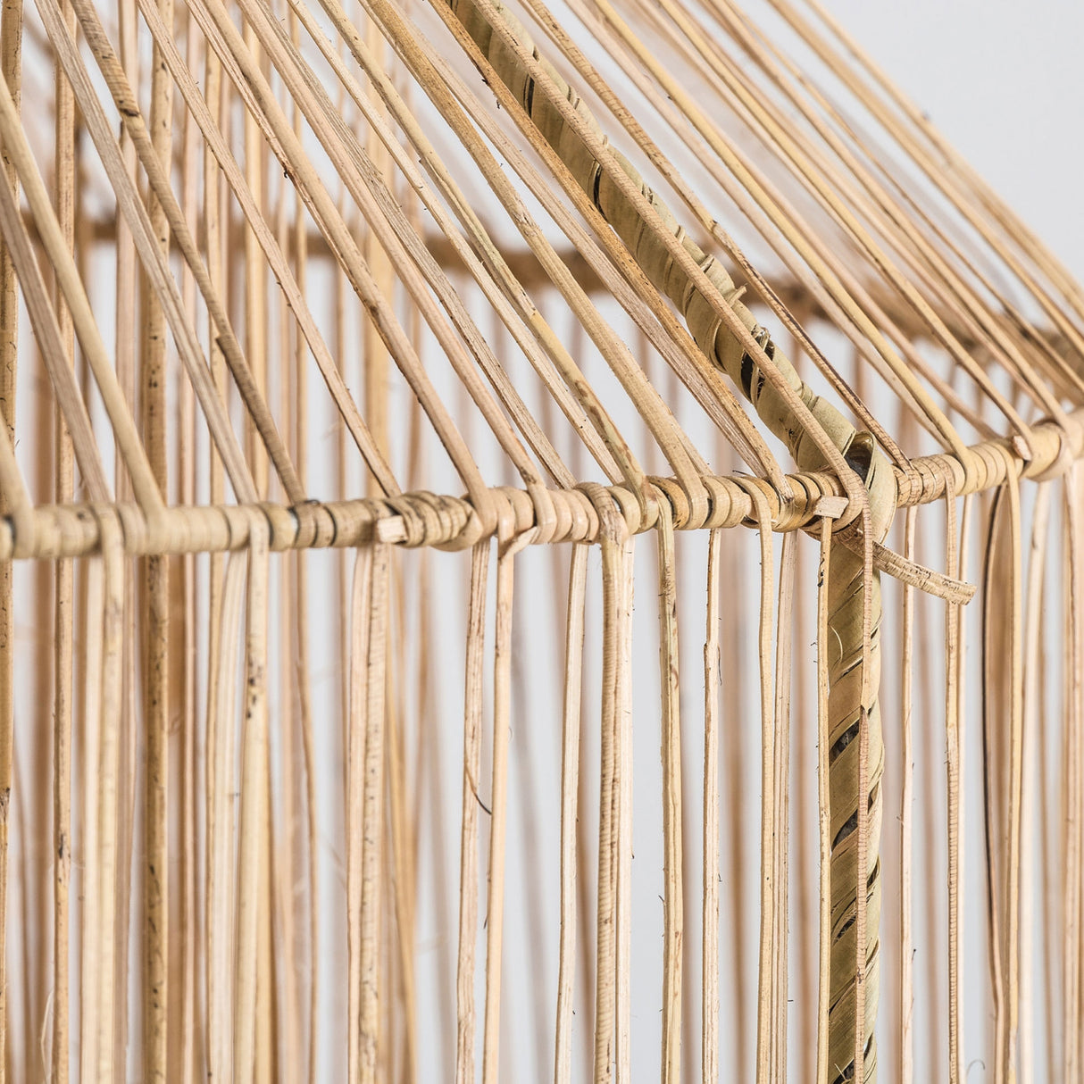Rattan Octagonal Pendant Lamp | Oroa.com