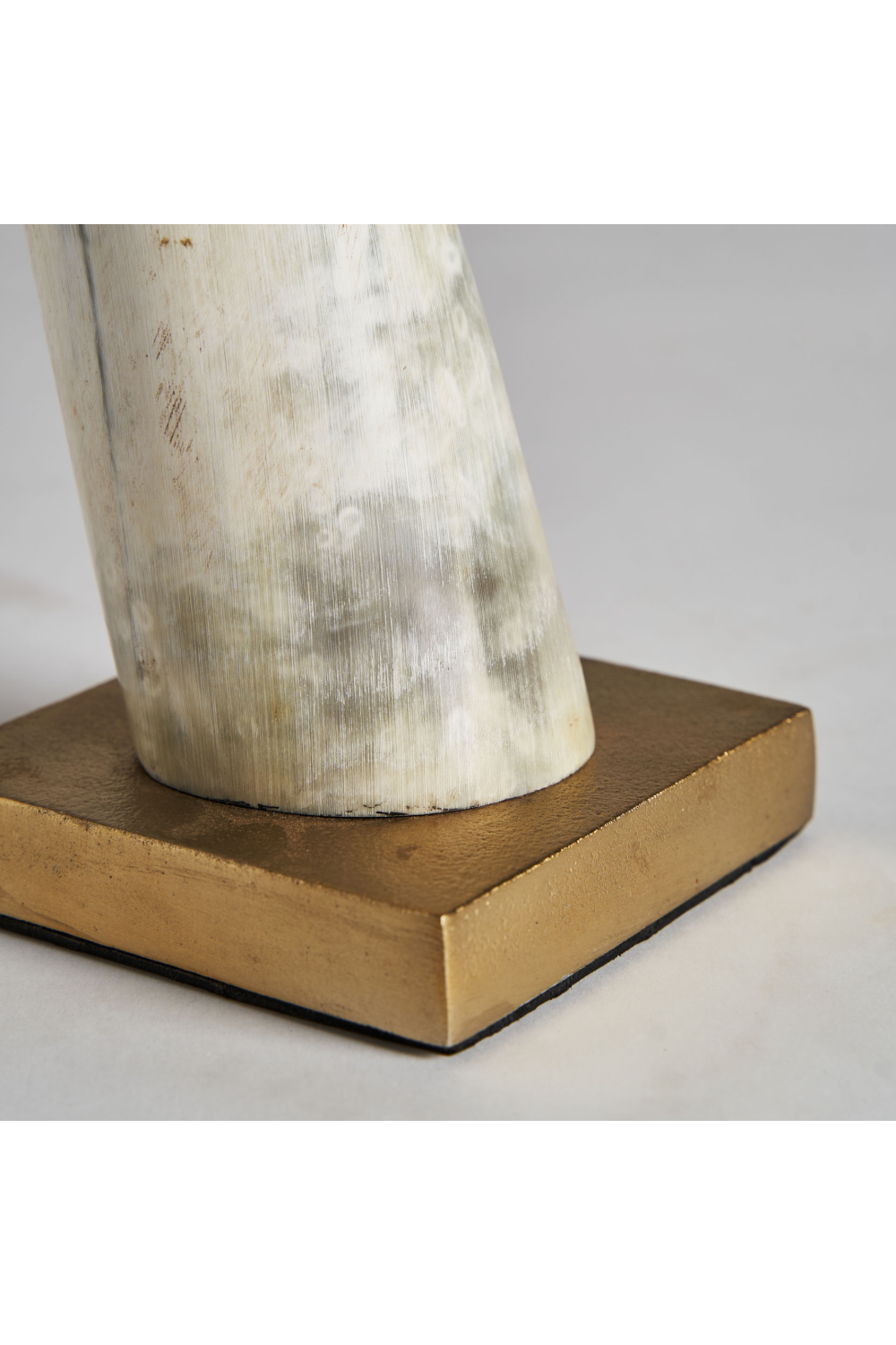 Two-Toned Horn Decor Figure | Vical Home Zonza | Oroa.com