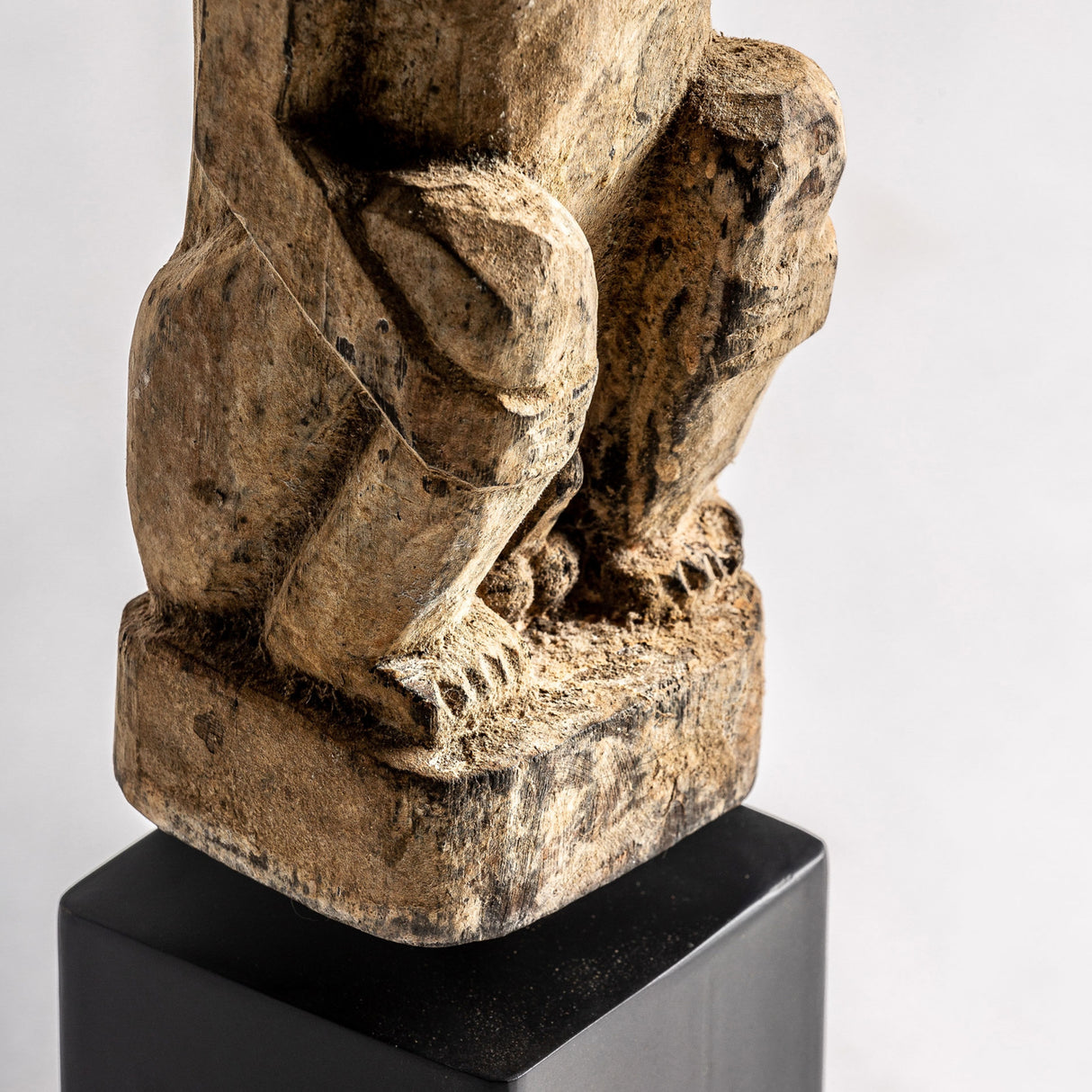Rustic Wood Statue Decorative Figure | Oroa.com